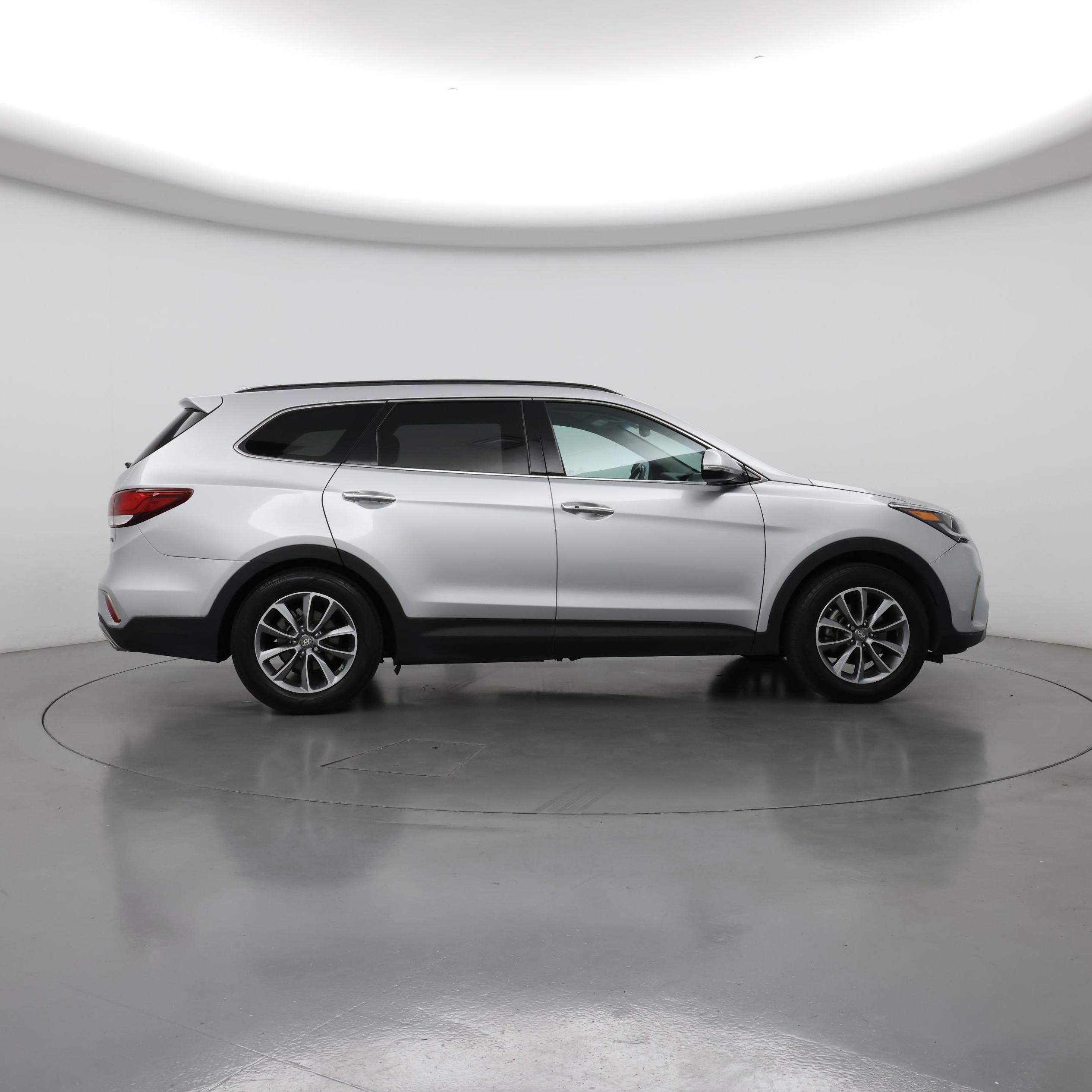 Thumbnail: 2017 Hyundai Santa Fe - 7