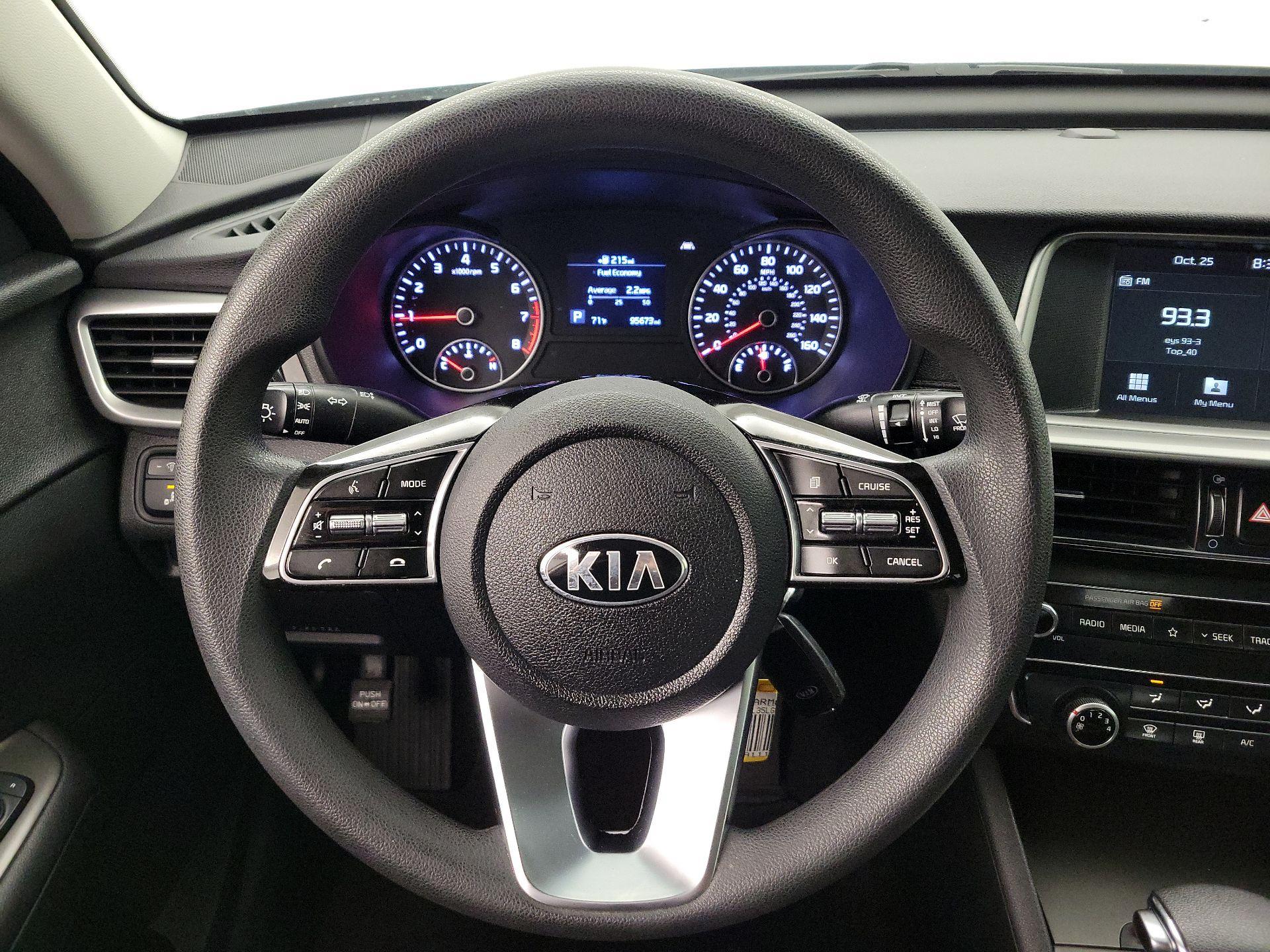 Thumbnail: 2020 Kia Optima - 10