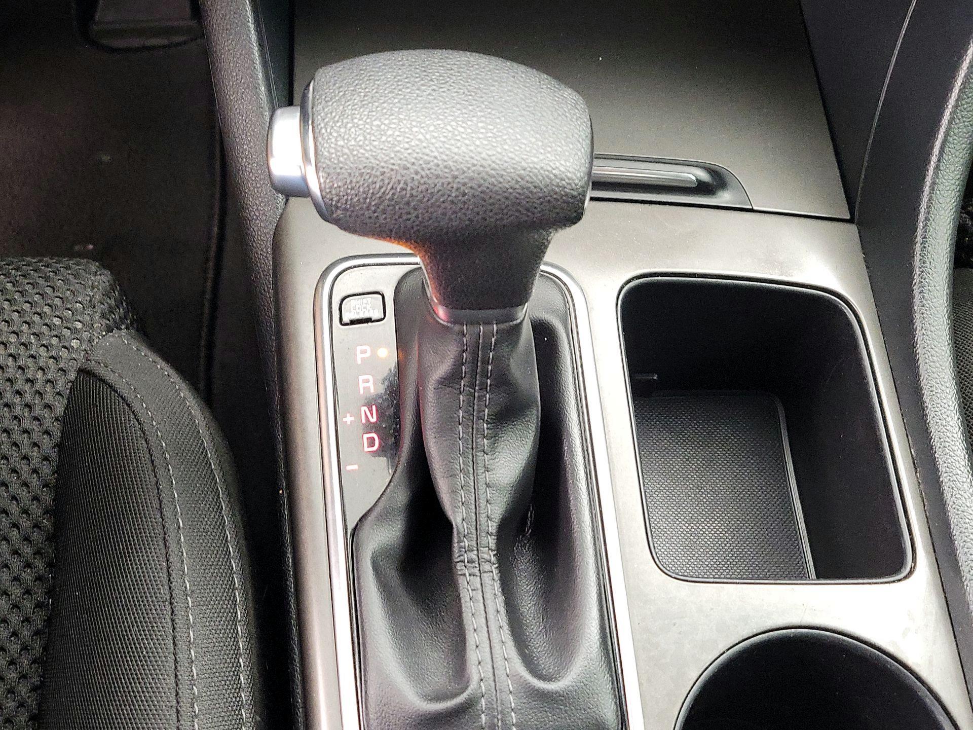 Thumbnail: 2020 Kia Optima - 17