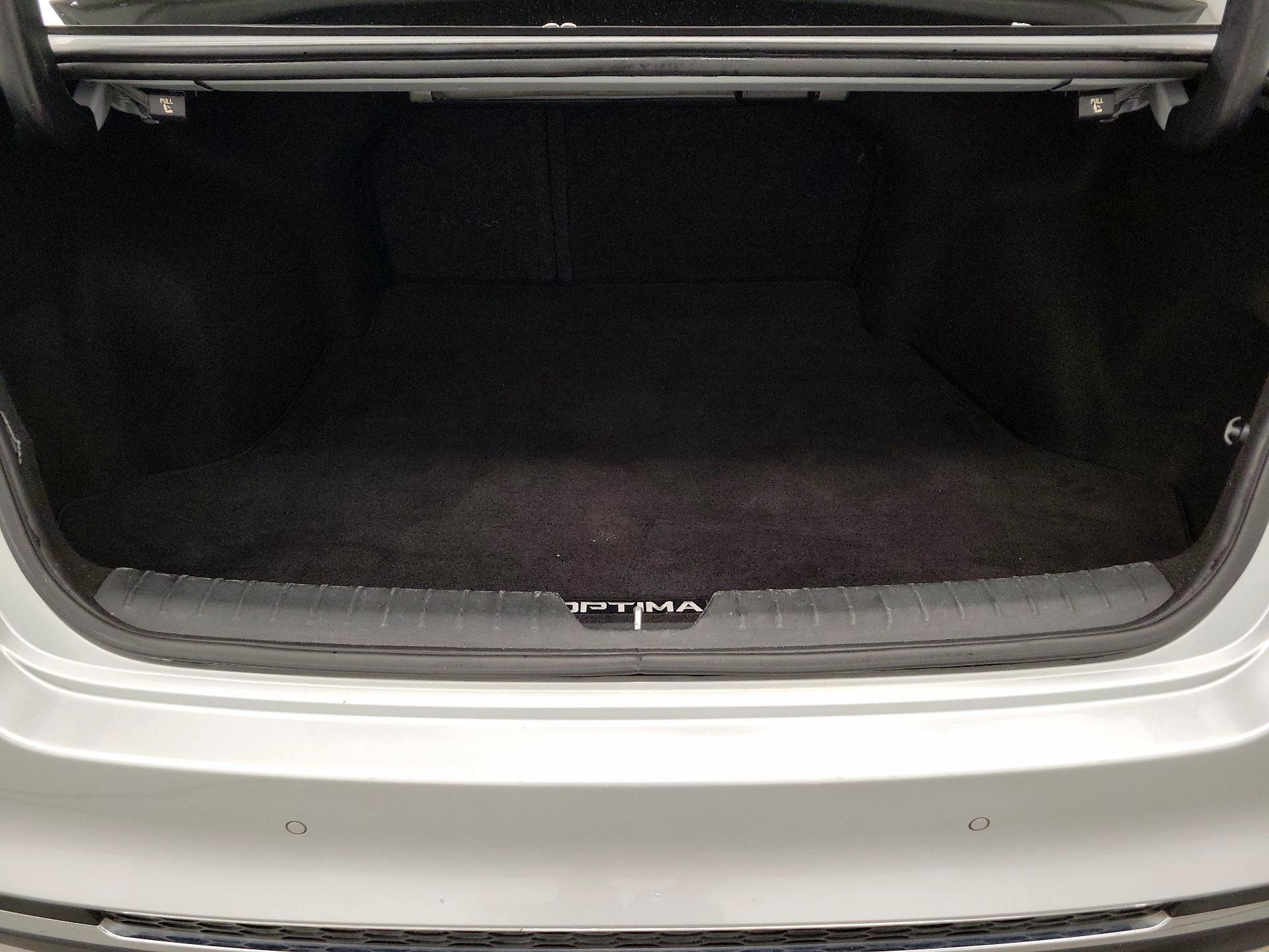 Thumbnail: 2020 Kia Optima - 20