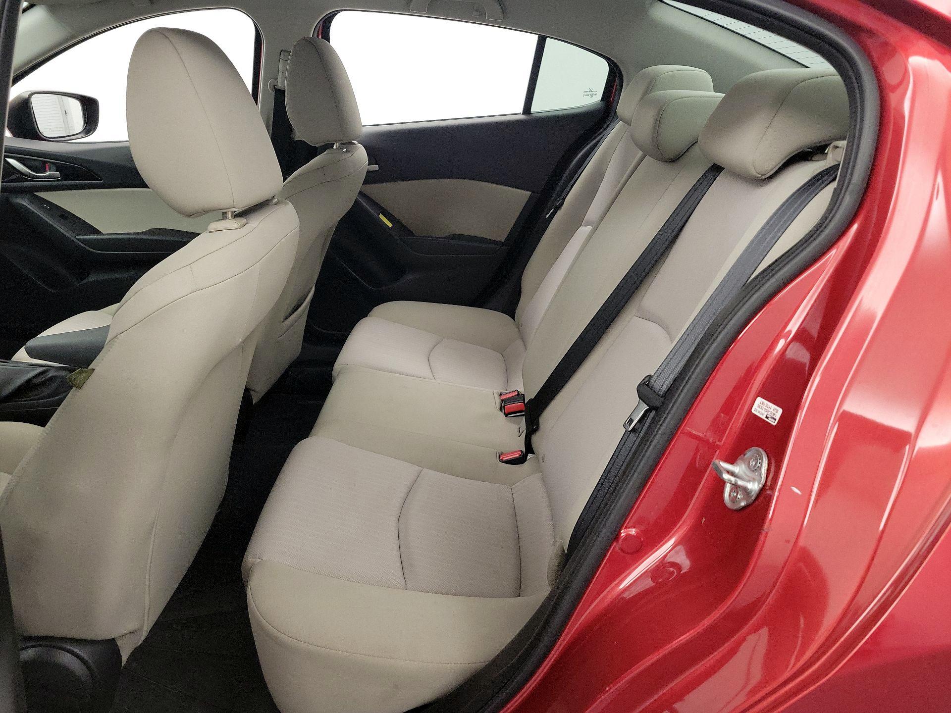 Thumbnail: 2016 Mazda Mazda3 - 20