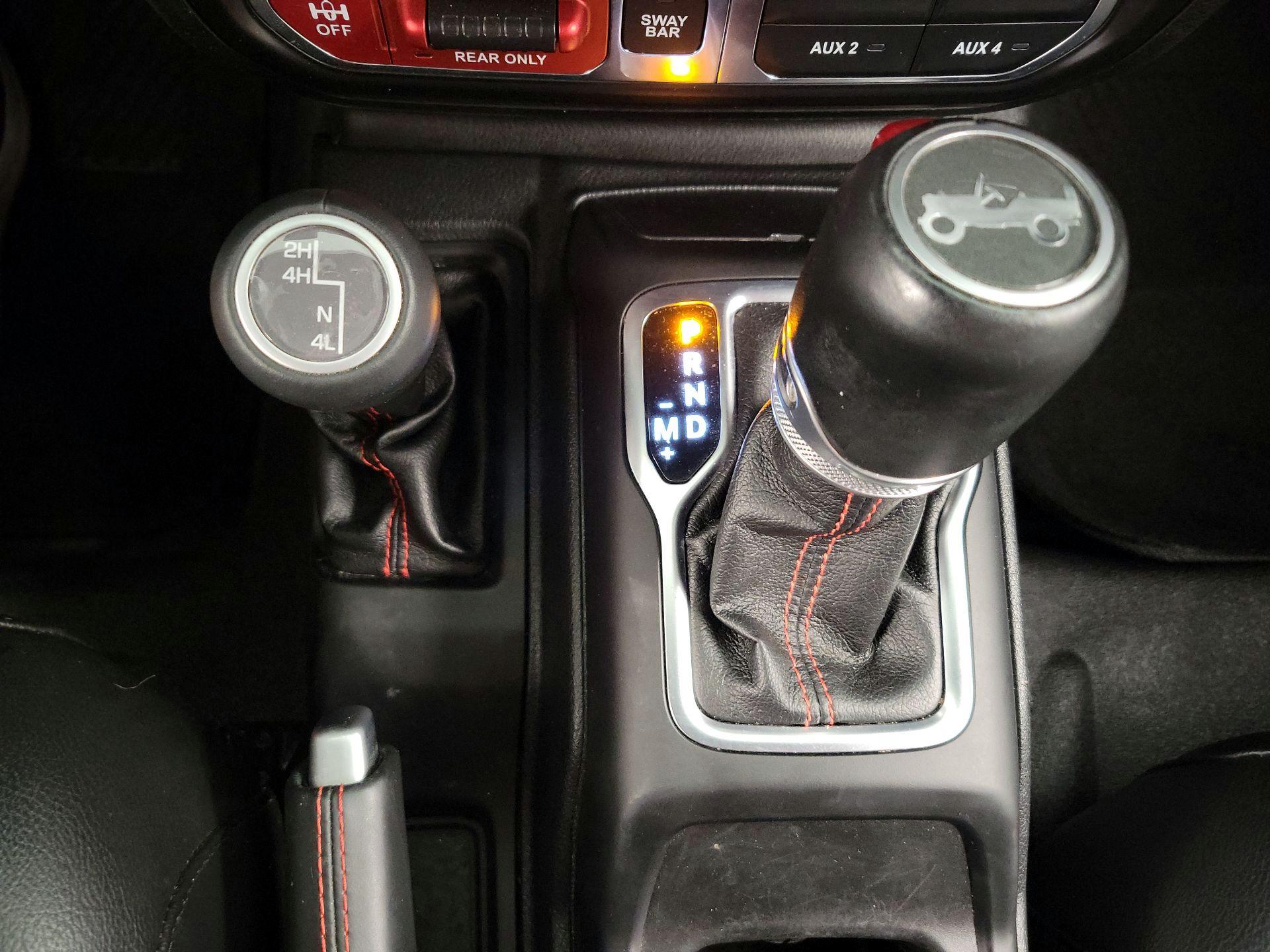 Thumbnail: 2020 Jeep Wrangler - 18