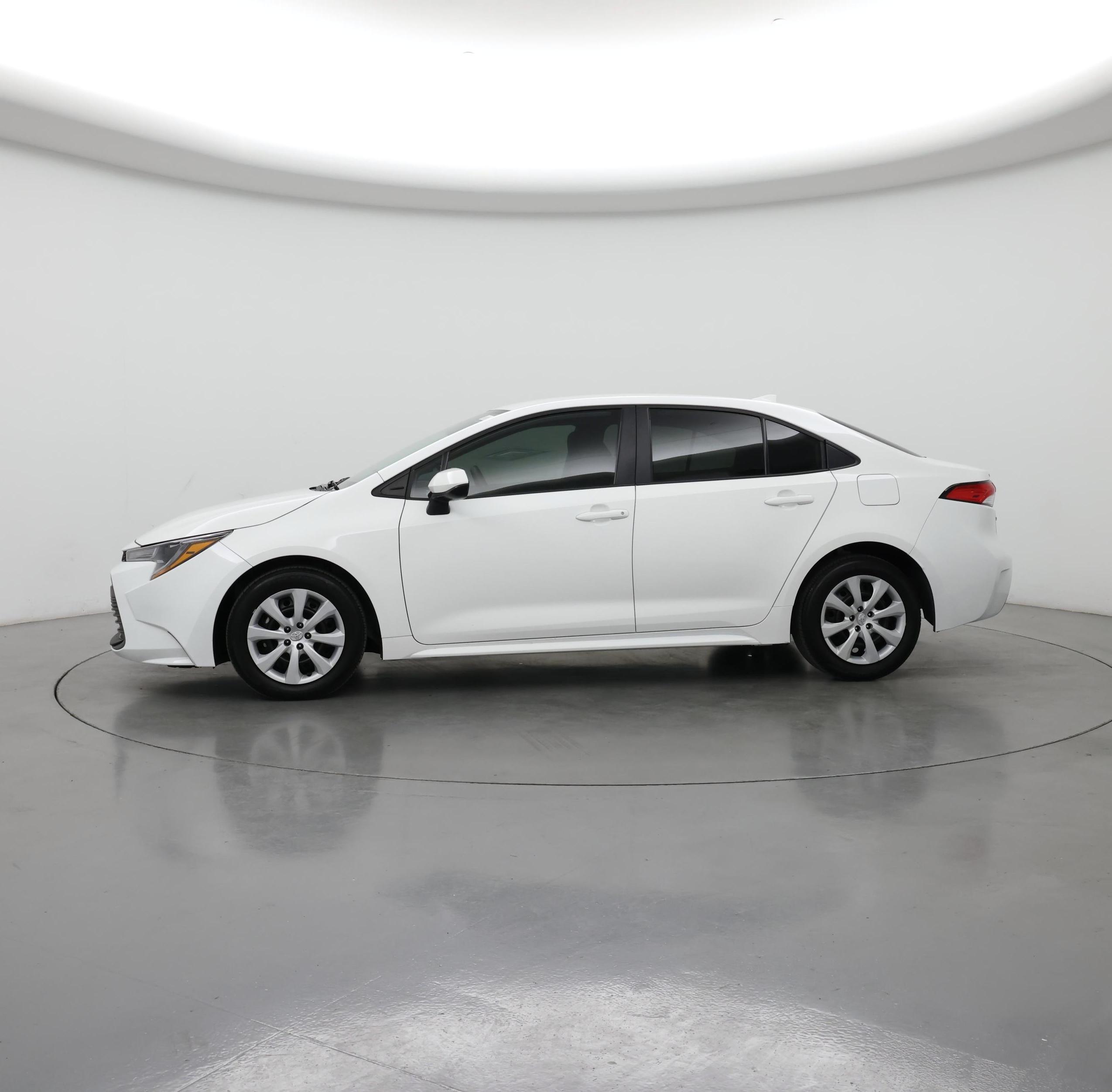 Thumbnail: 2024 Toyota Corolla - 3