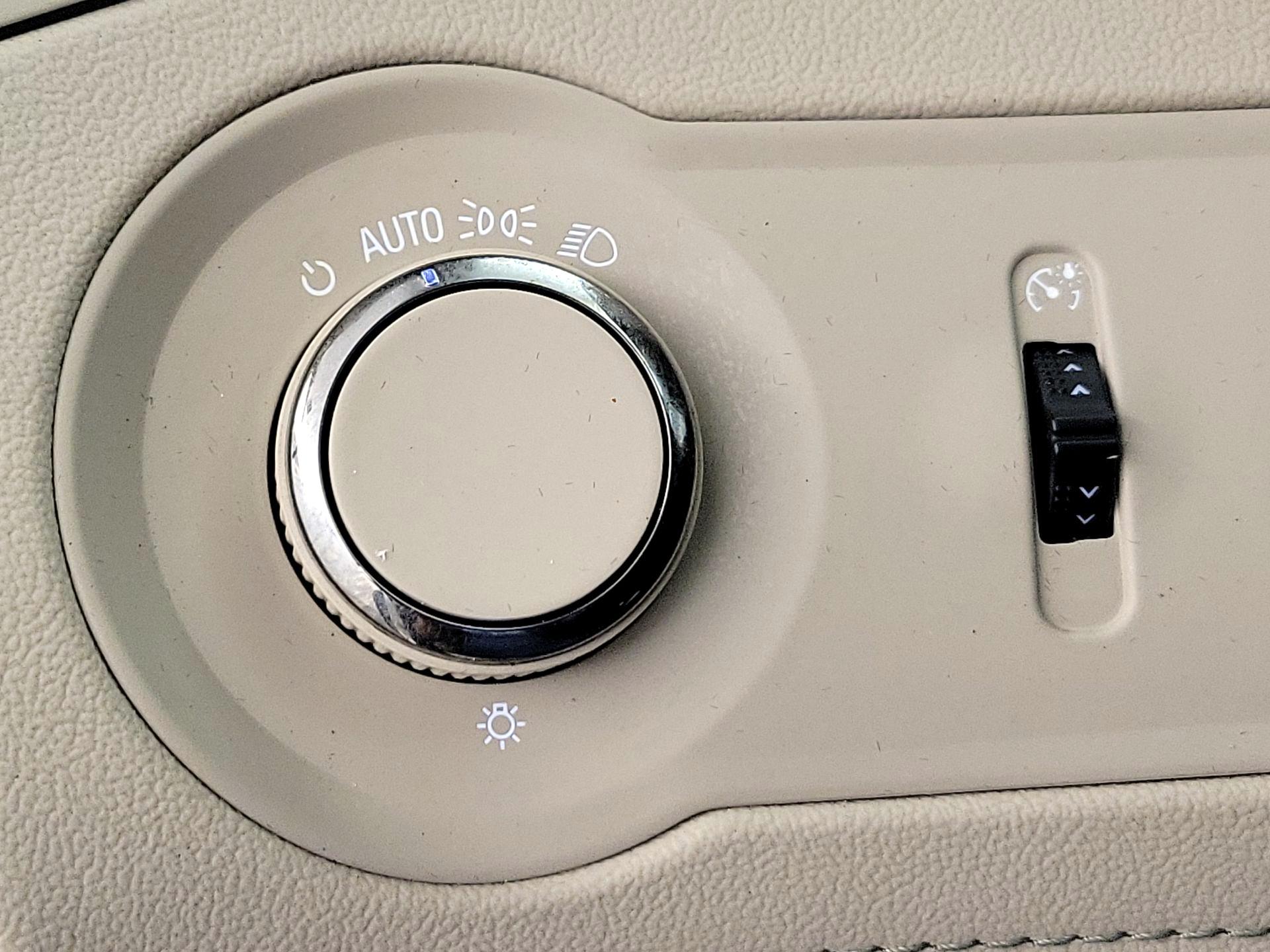 Thumbnail: 2015 Buick LaCrosse - 13