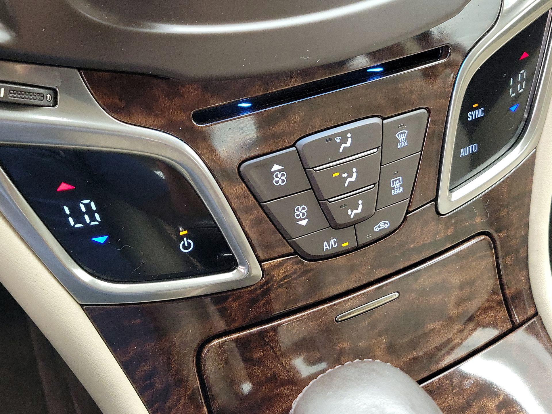 Thumbnail: 2015 Buick LaCrosse - 16