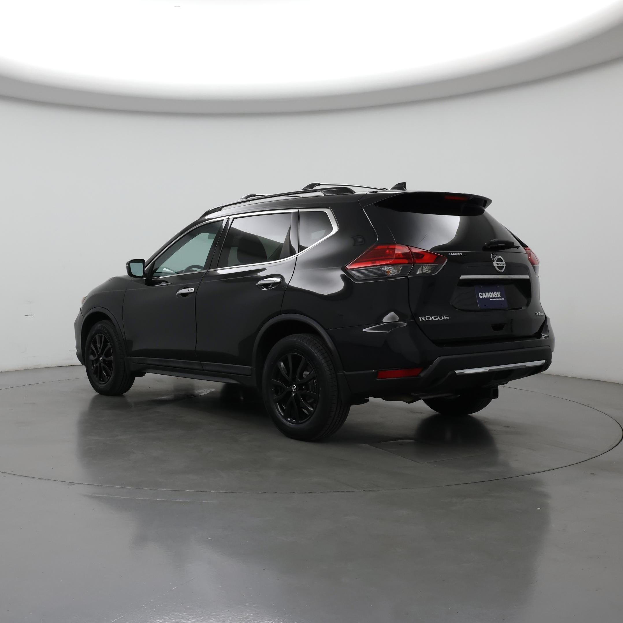 Thumbnail: 2017 Nissan Rogue - 2