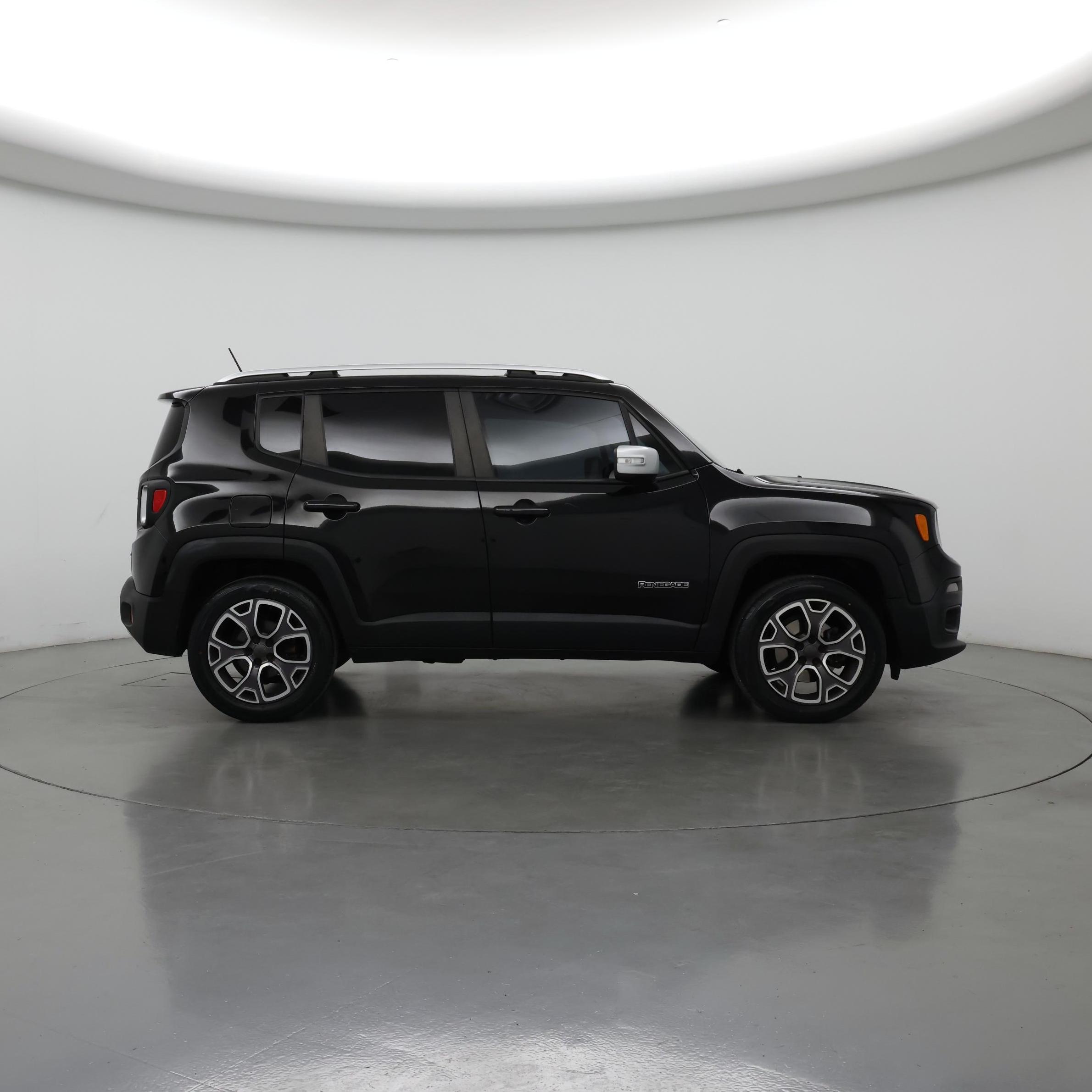 Thumbnail: 2015 Jeep Renegade - 7