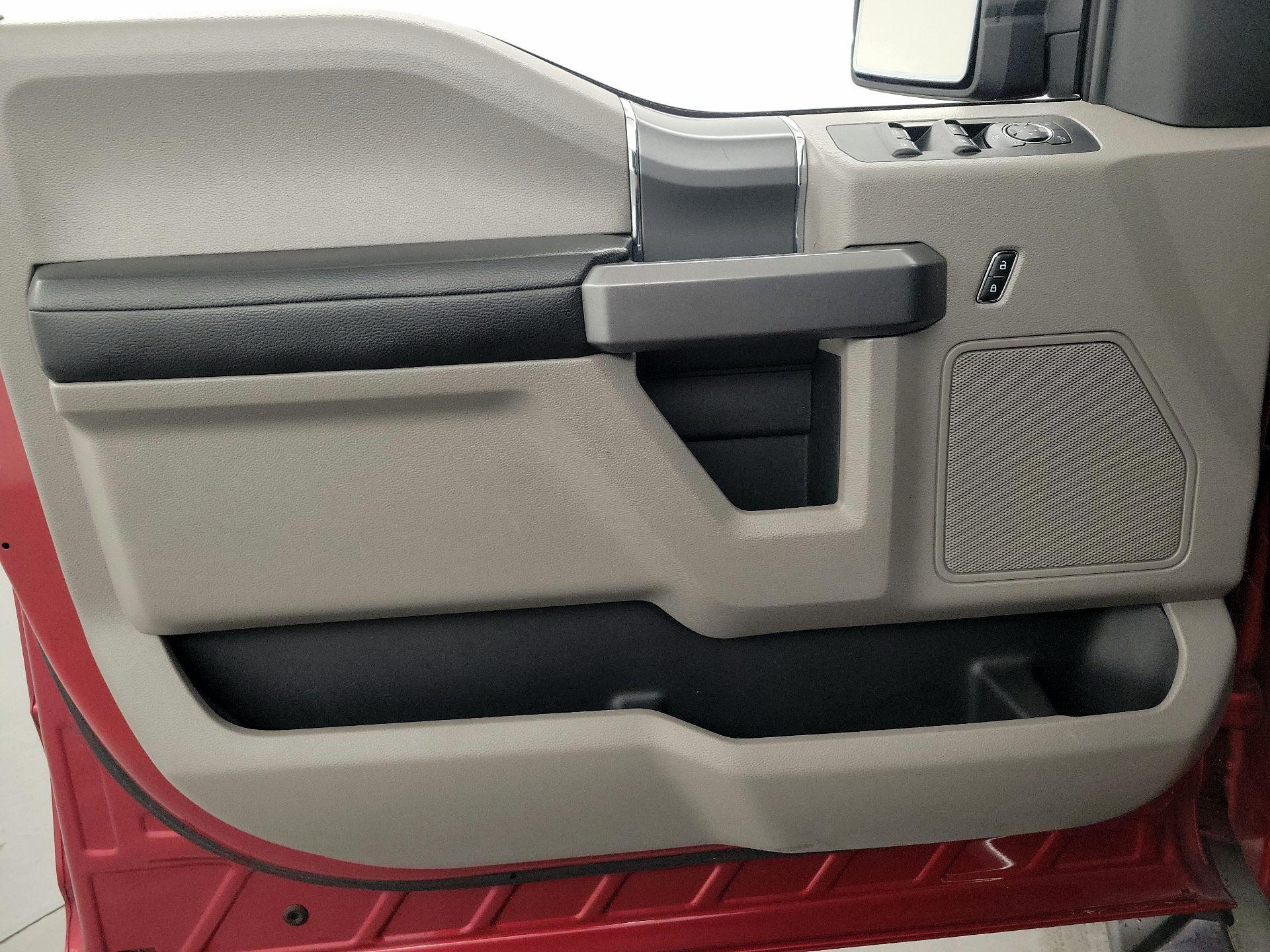 Thumbnail: 2015 Ford F-150 - 12