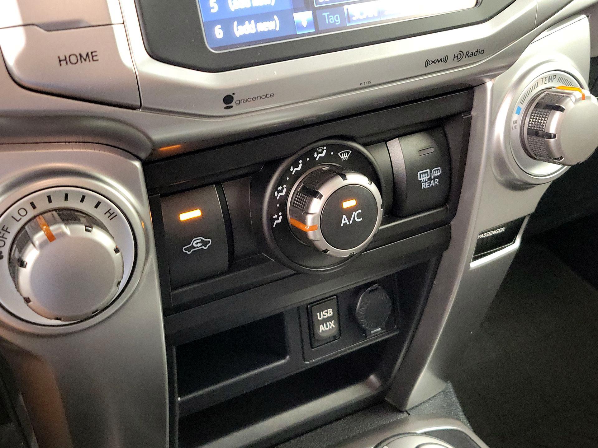 Thumbnail: 2016 Toyota 4Runner - 16