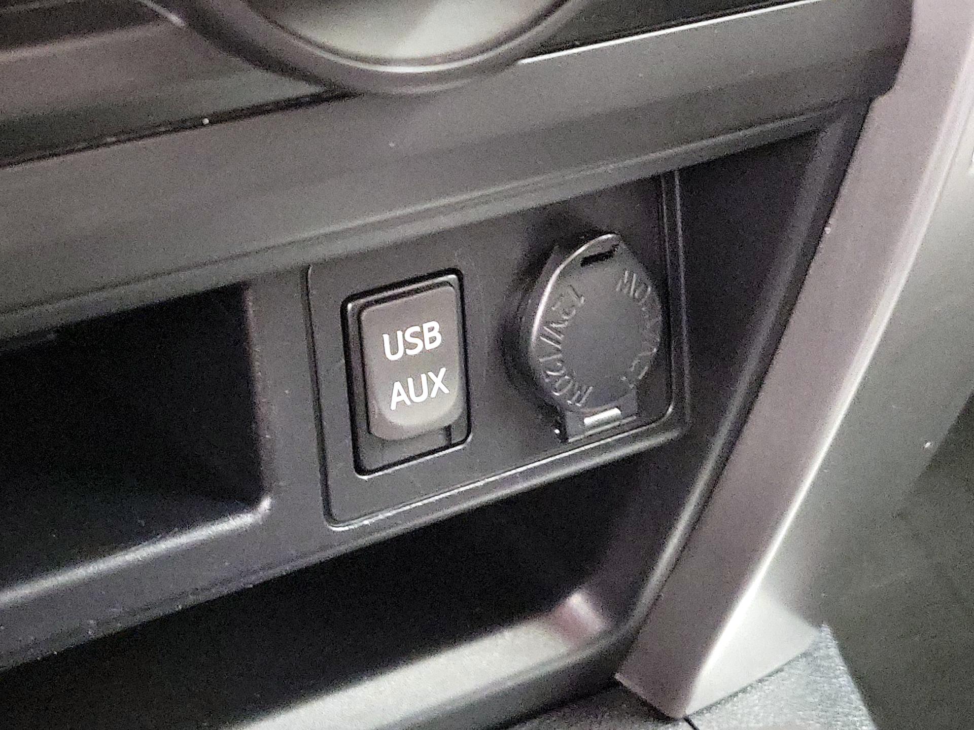 Thumbnail: 2016 Toyota 4Runner - 18