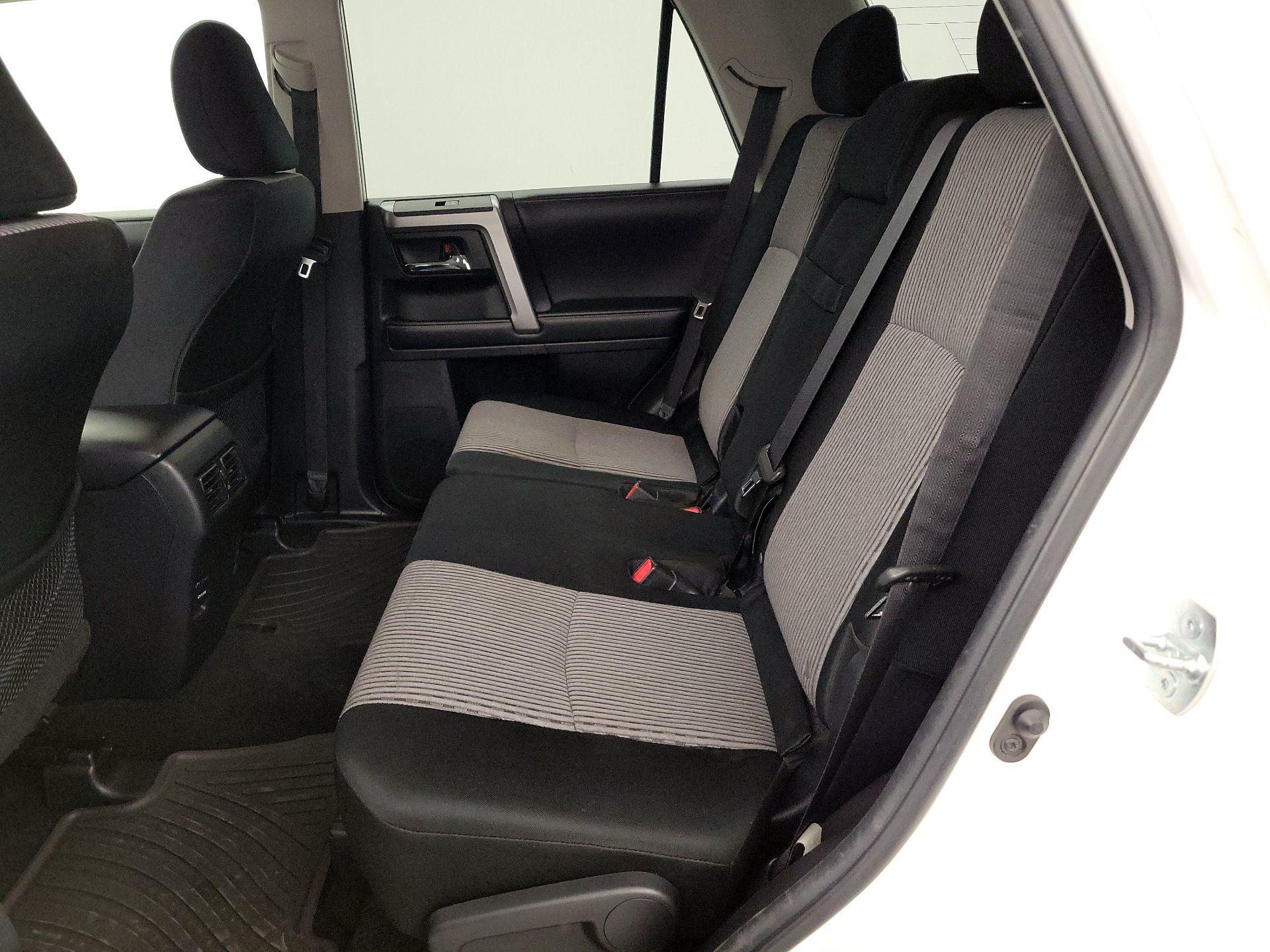 Thumbnail: 2016 Toyota 4Runner - 19