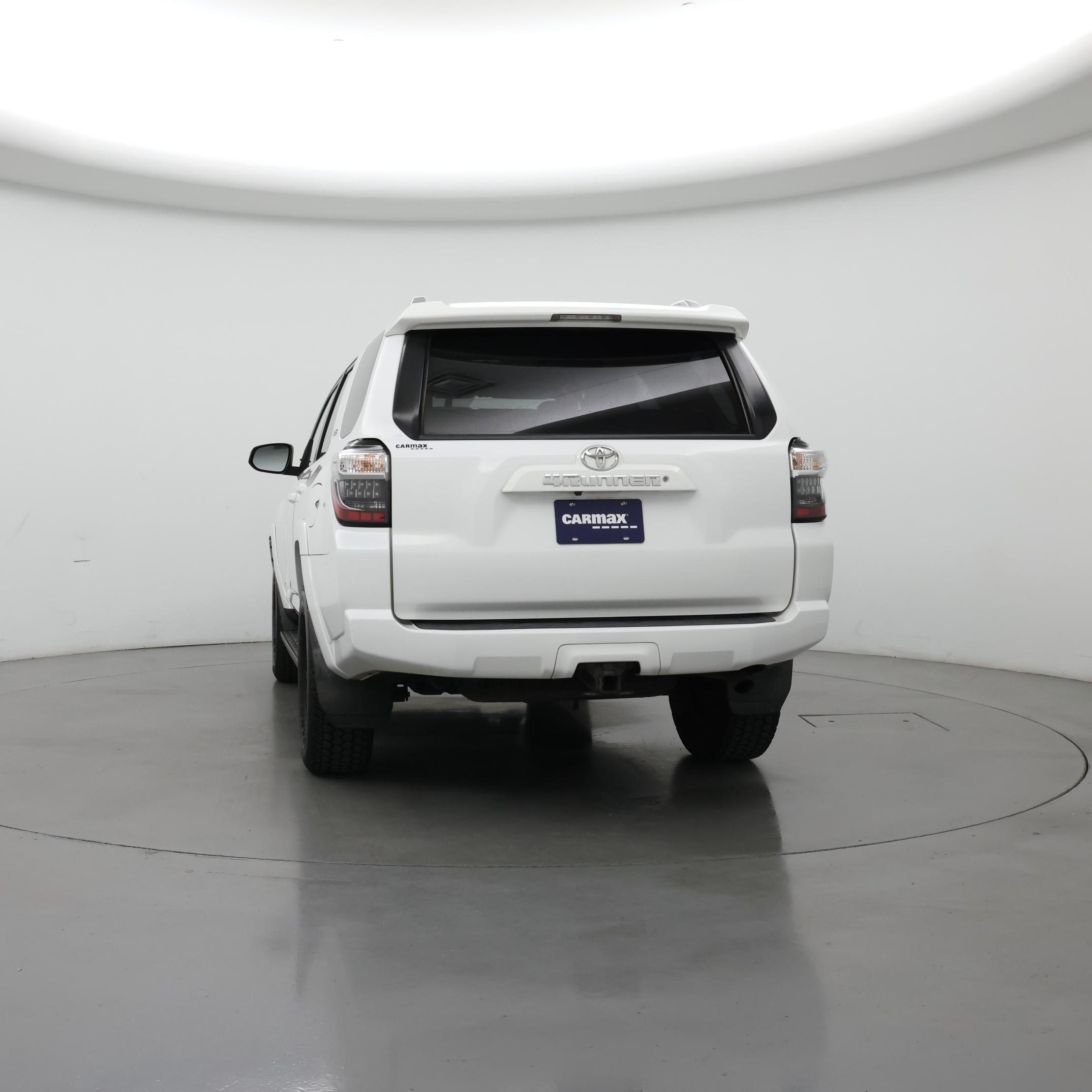 Thumbnail: 2016 Toyota 4Runner - 6
