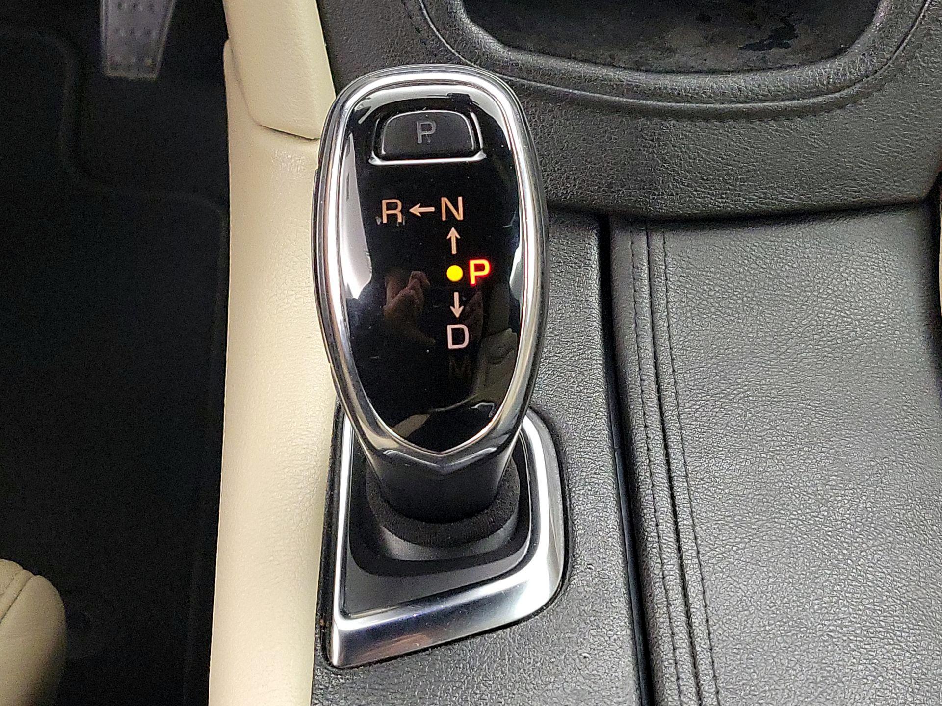 Thumbnail: 2017 Cadillac XT5 - 18