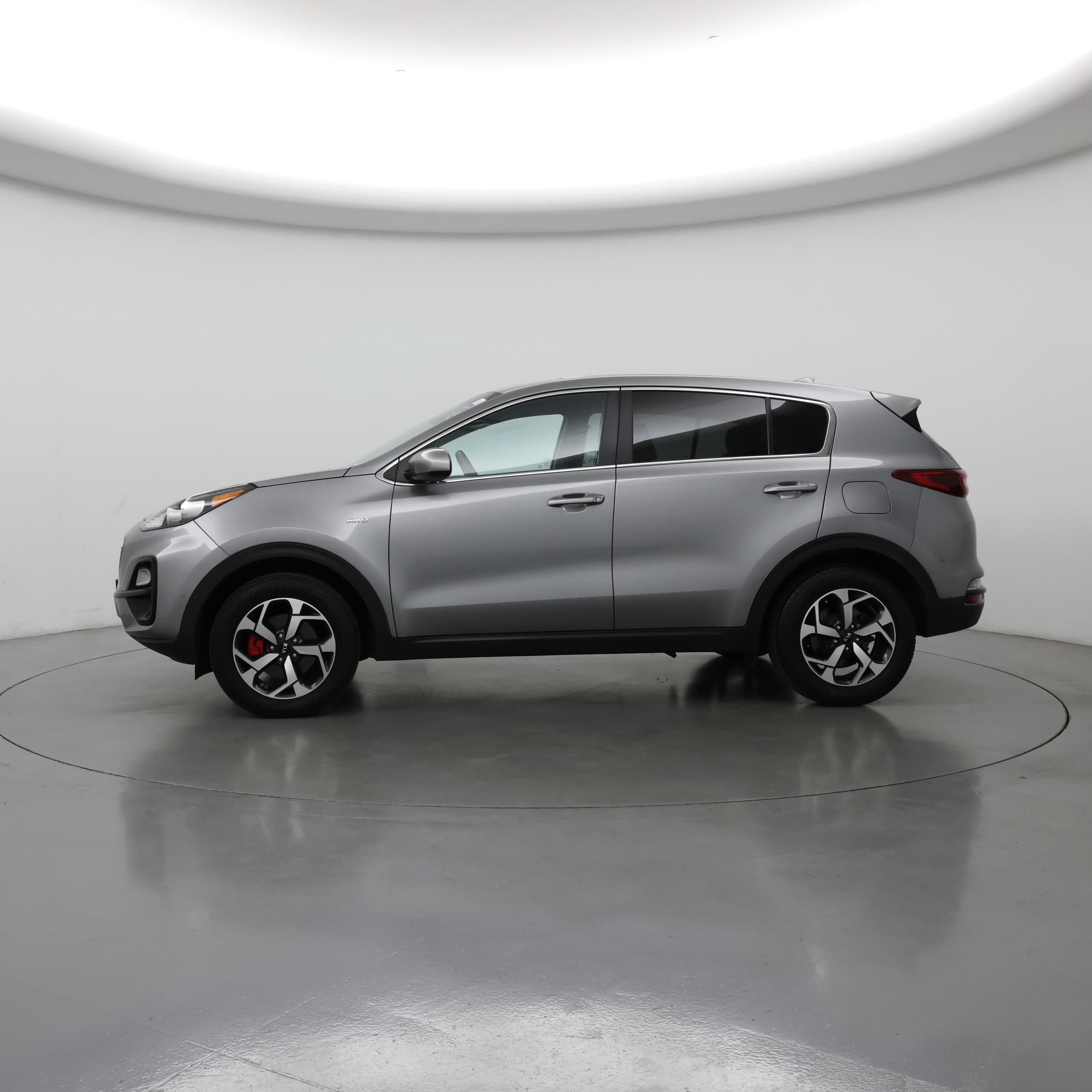 Thumbnail: 2020 Kia Sportage - 3