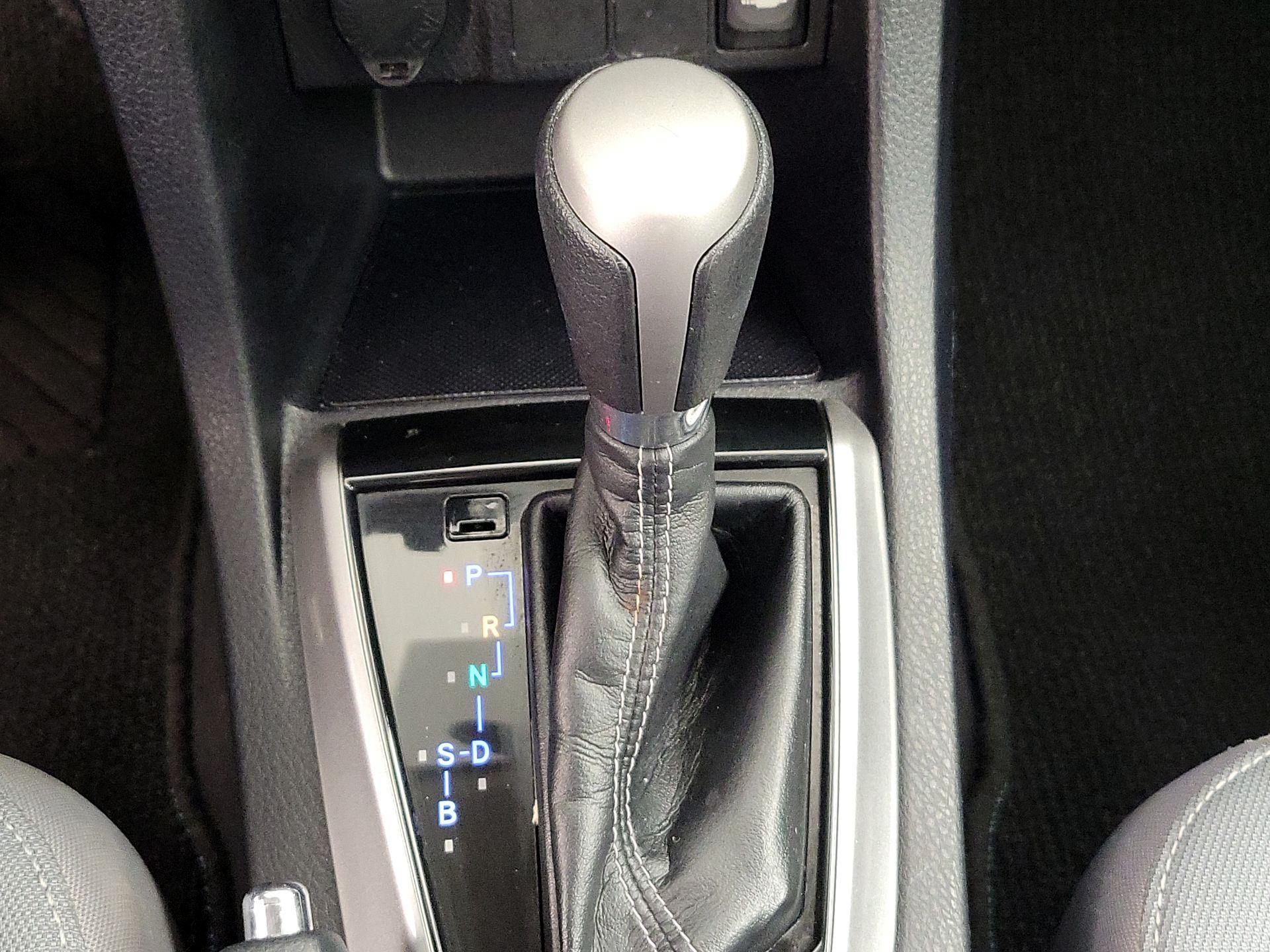 Thumbnail: 2014 Toyota Corolla - 17