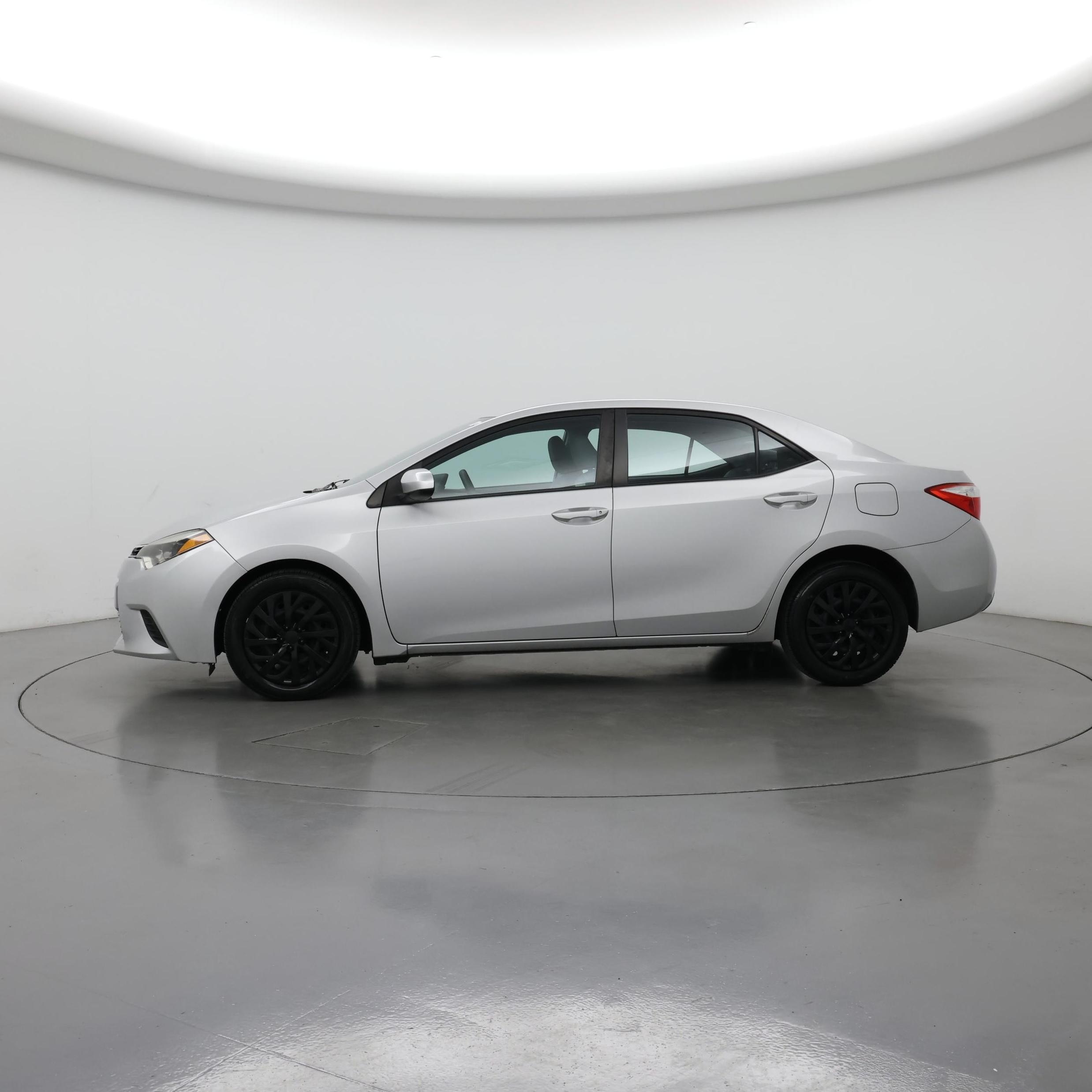 Thumbnail: 2014 Toyota Corolla - 3