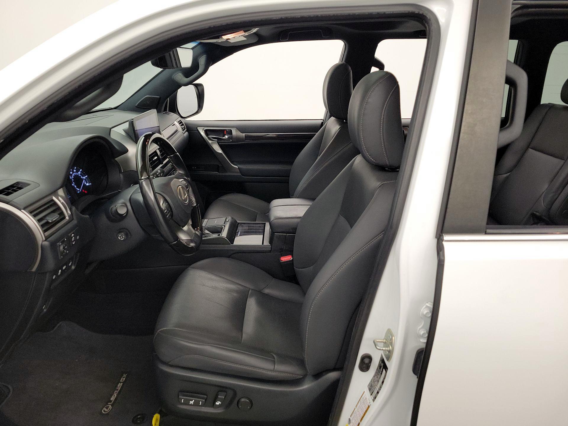 Thumbnail: 2022 Lexus GX - 11