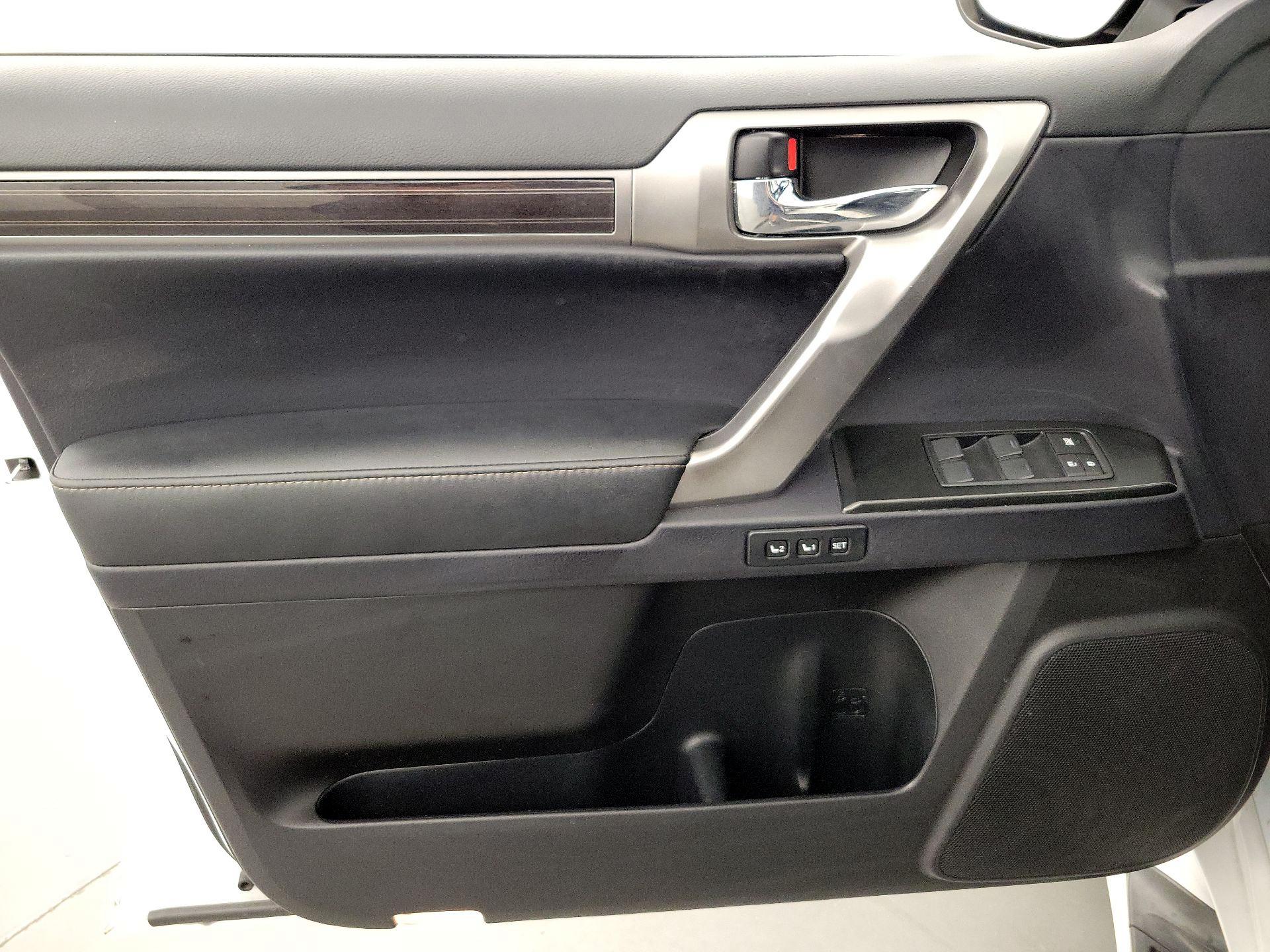 Thumbnail: 2022 Lexus GX - 12