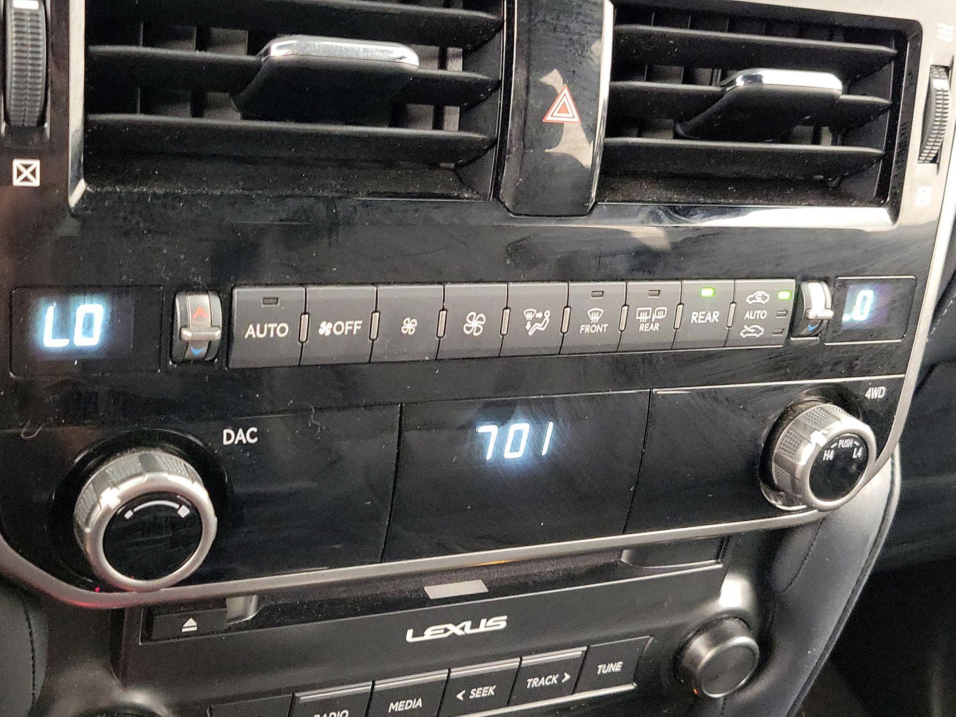 Thumbnail: 2022 Lexus GX - 17