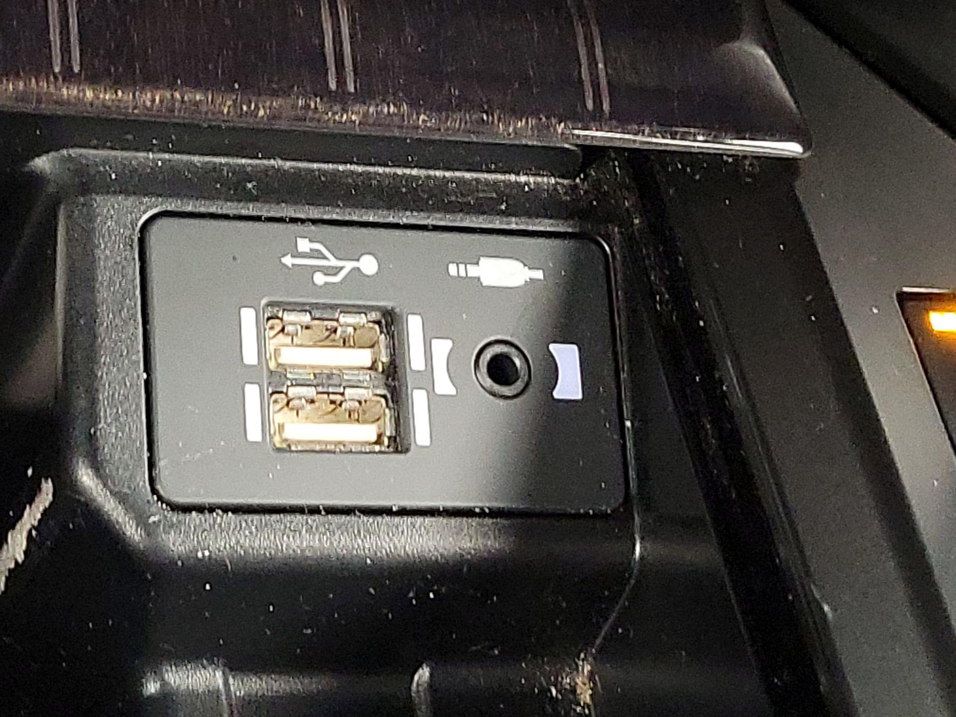 Thumbnail: 2022 Lexus GX - 19