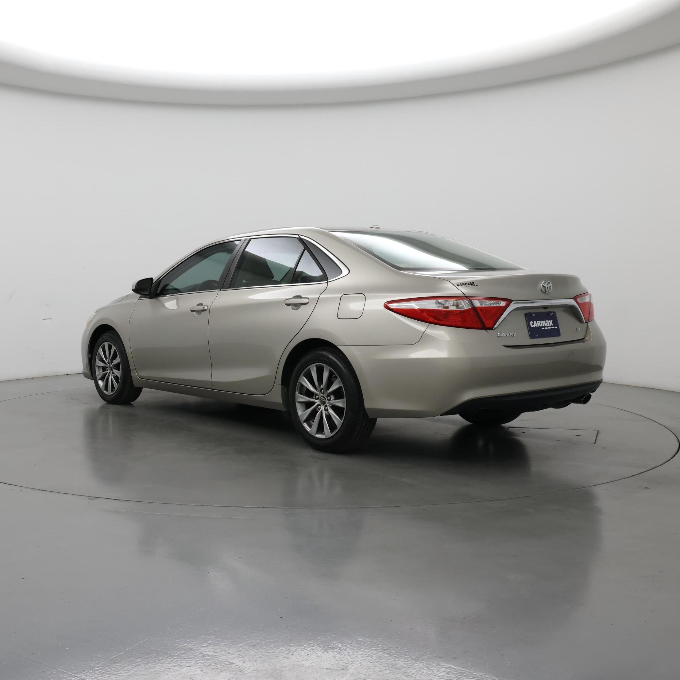 Thumbnail: 2015 Toyota Camry - 2