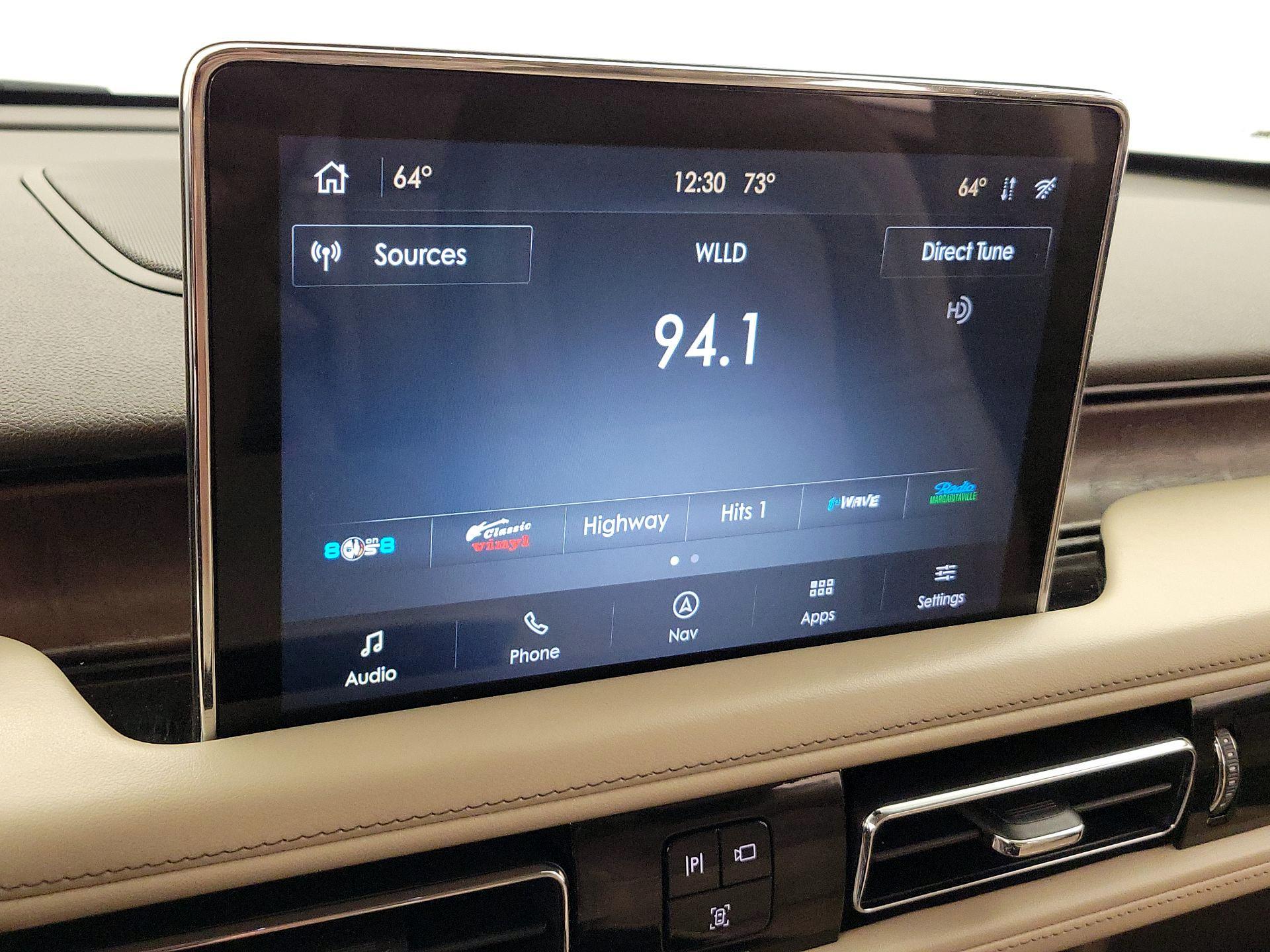 Thumbnail: 2020 Lincoln Aviator - 16