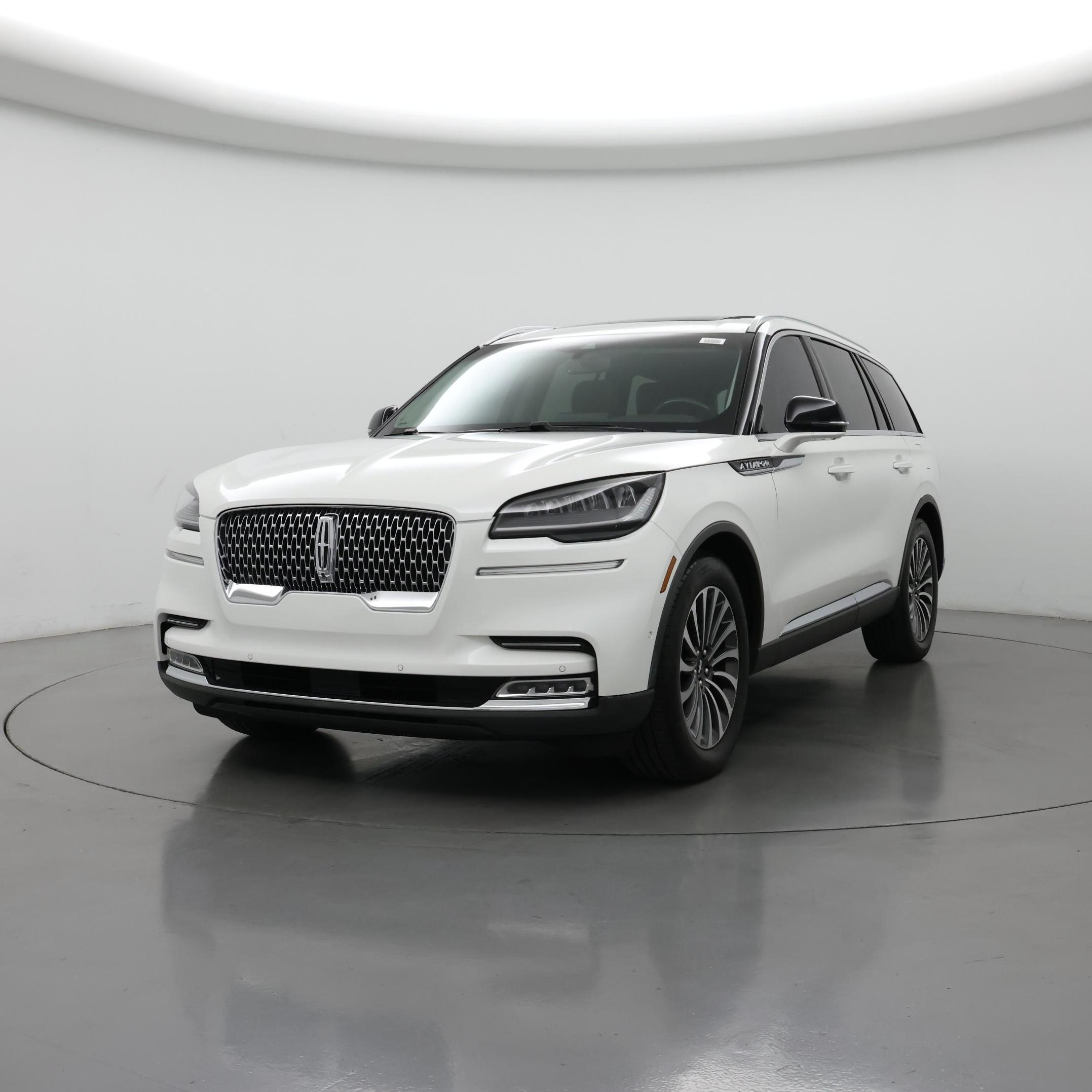 Thumbnail: 2020 Lincoln Aviator - 4