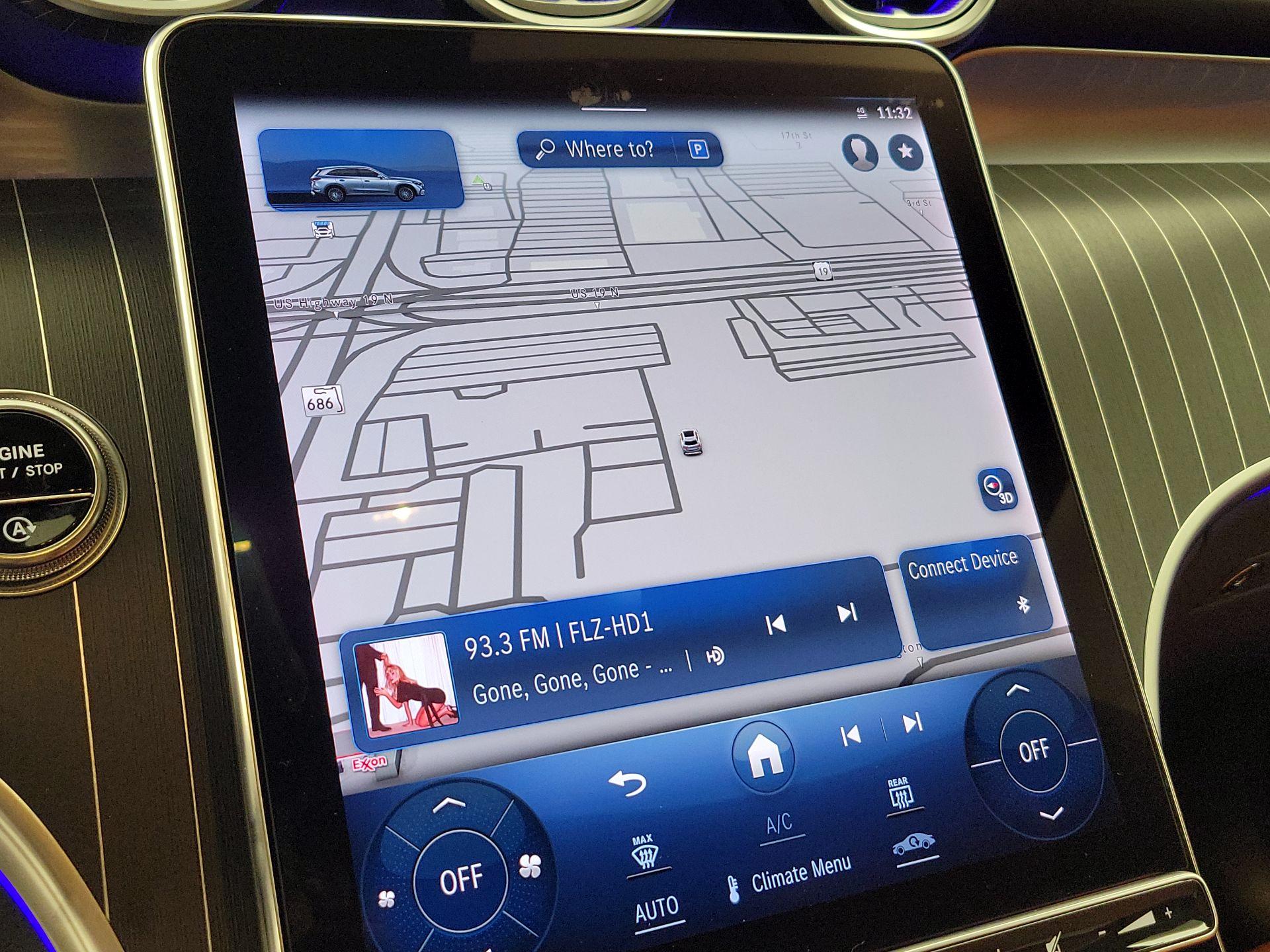 Thumbnail: 2023 Mercedes-Benz GLC - 14