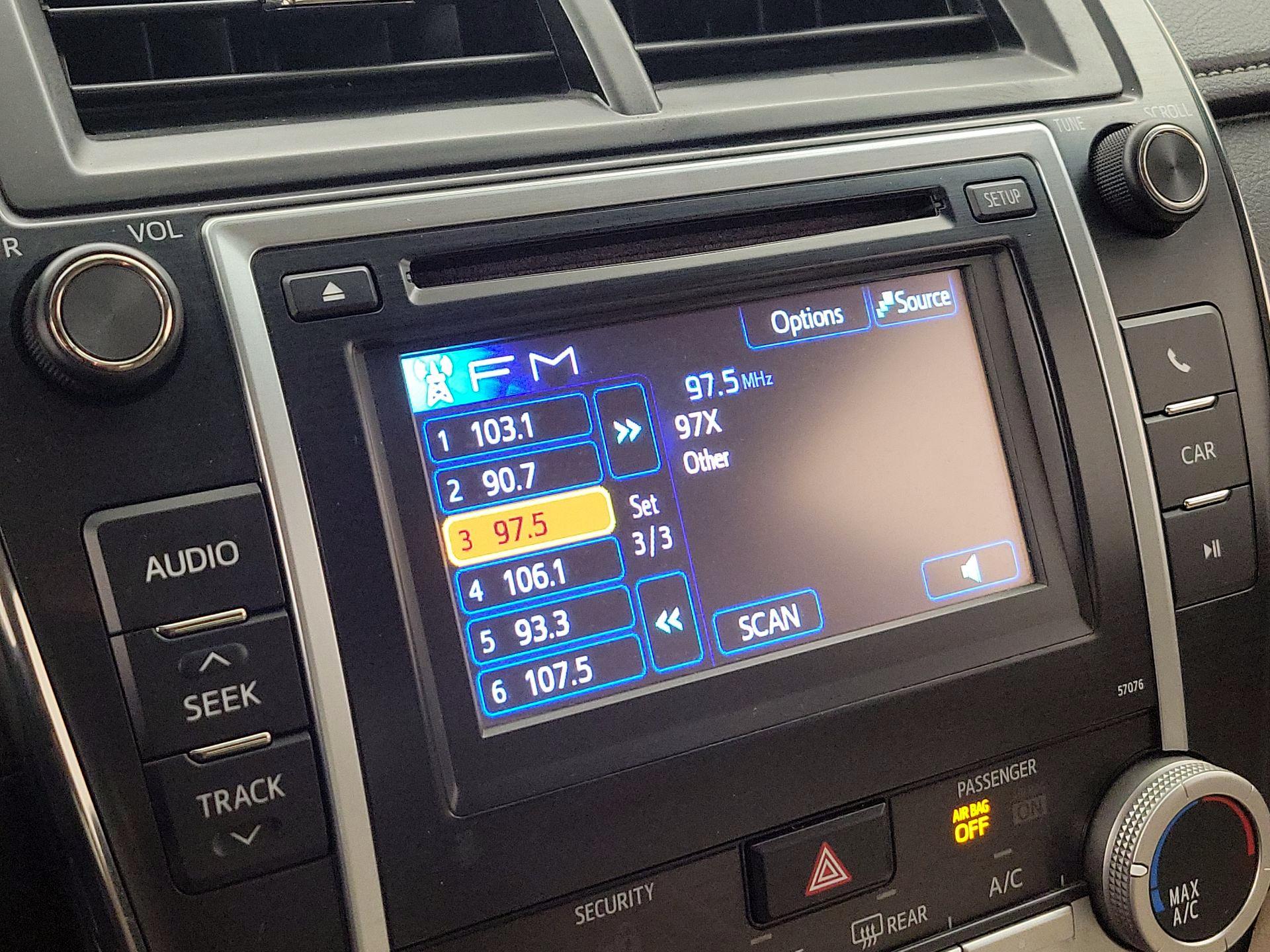 Thumbnail: 2014 Toyota Camry - 13