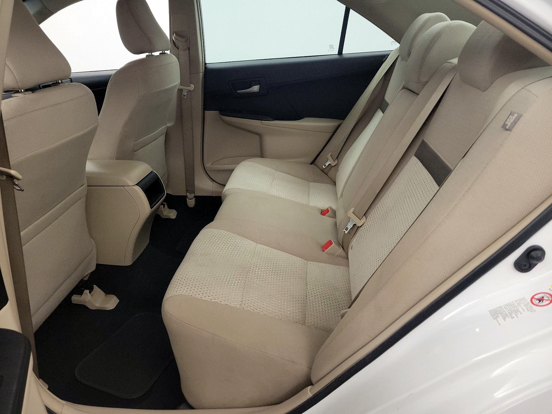 Thumbnail: 2014 Toyota Camry - 17