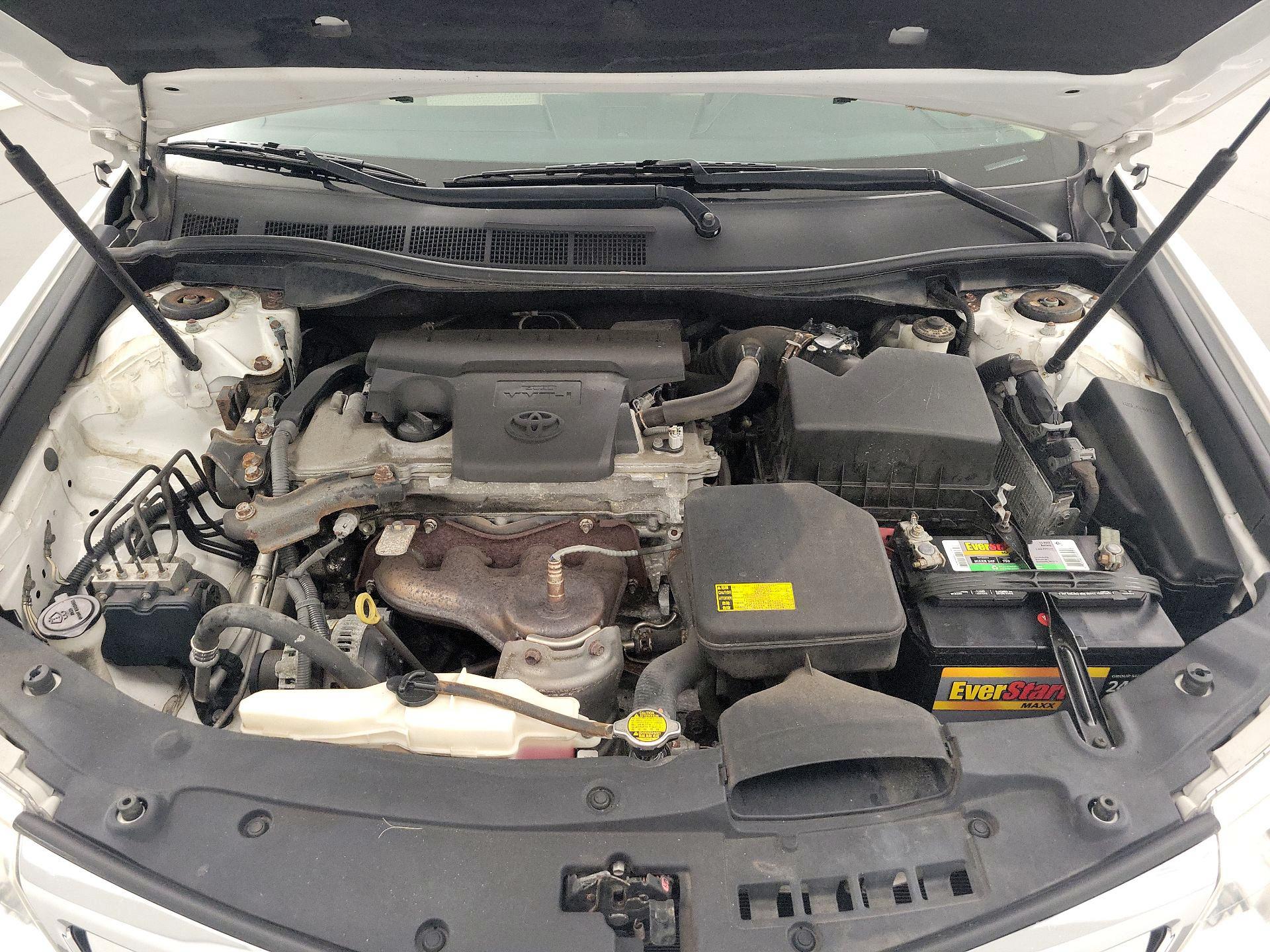 Thumbnail: 2014 Toyota Camry - 19