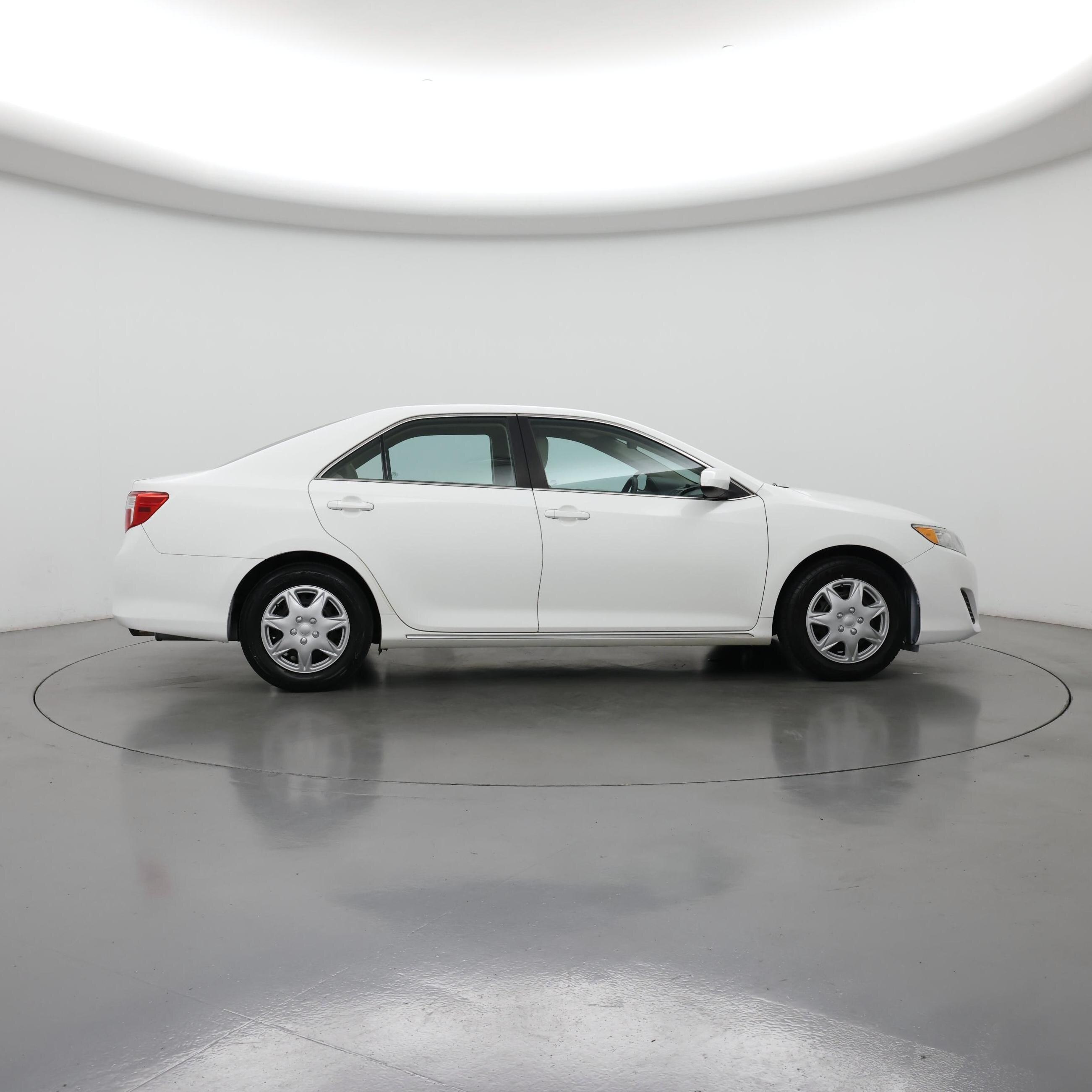 Thumbnail: 2014 Toyota Camry - 7