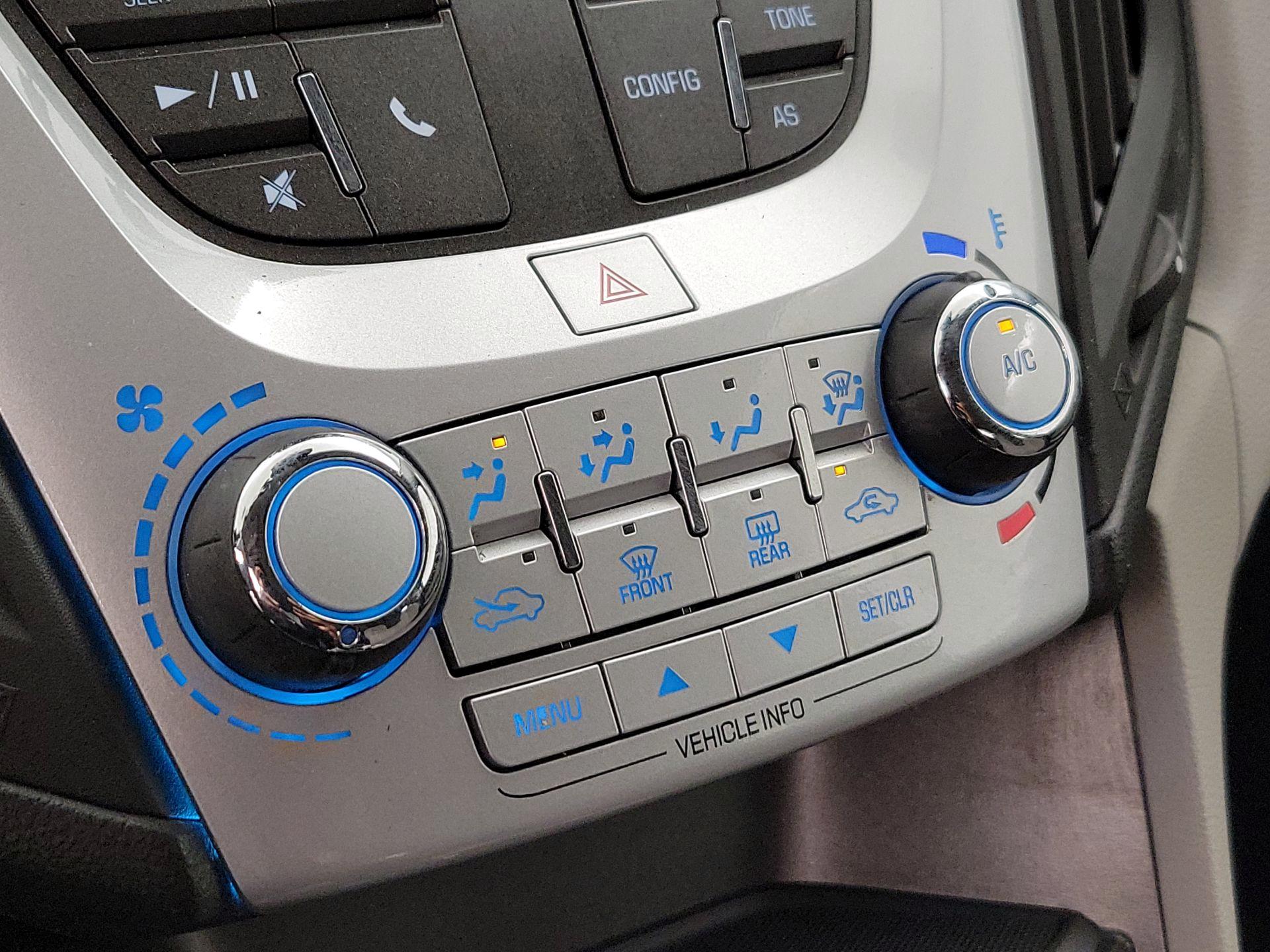 Thumbnail: 2016 Chevrolet Equinox - 15