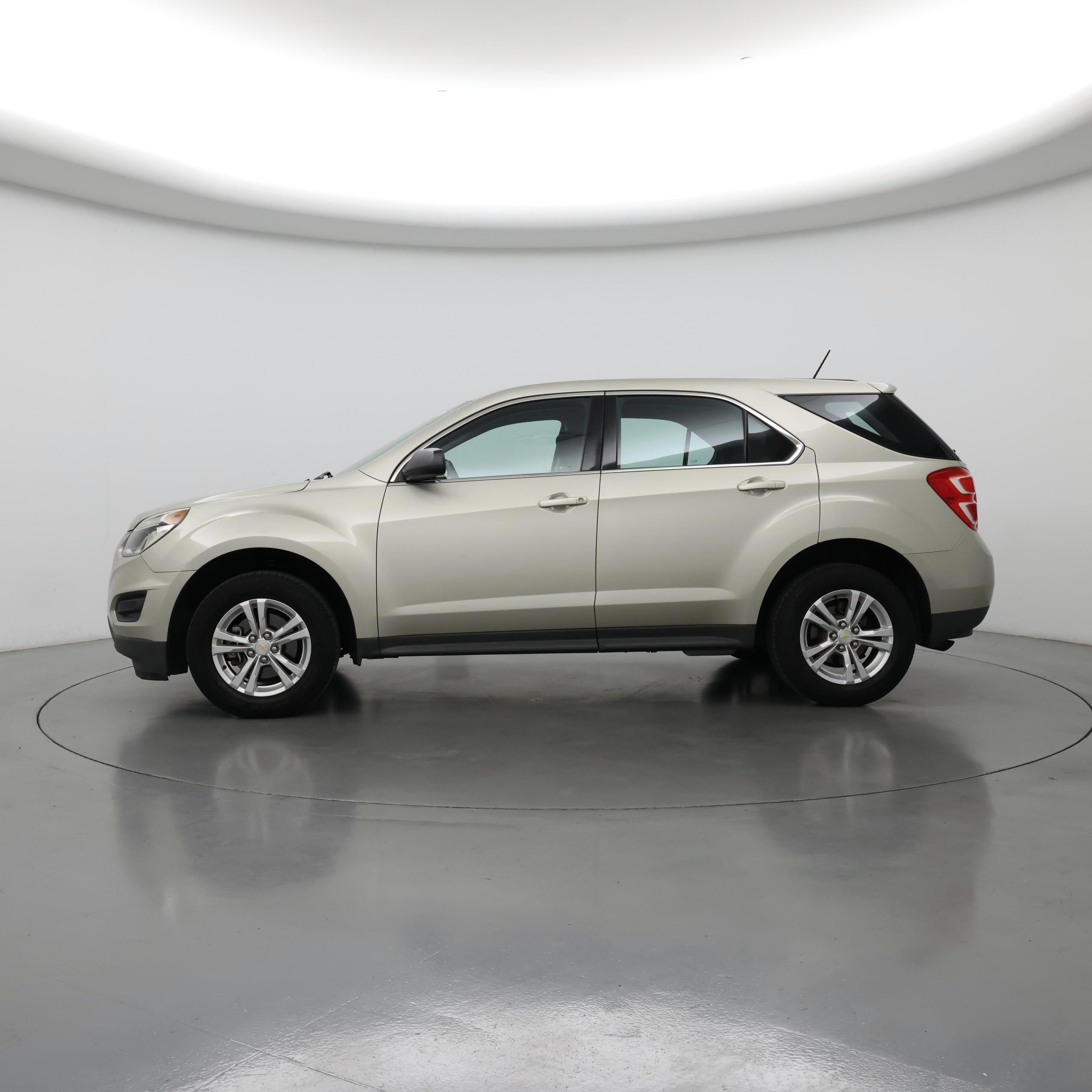 Thumbnail: 2016 Chevrolet Equinox - 3