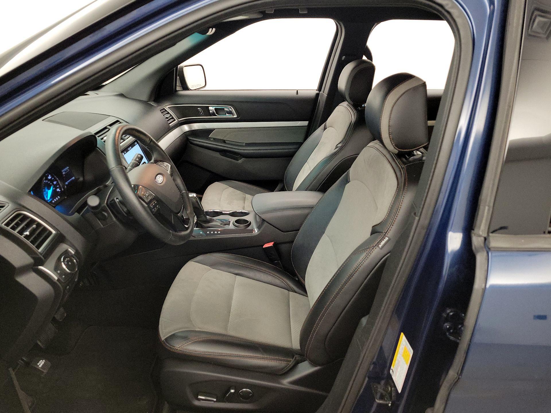 Thumbnail: 2017 Ford Explorer - 11