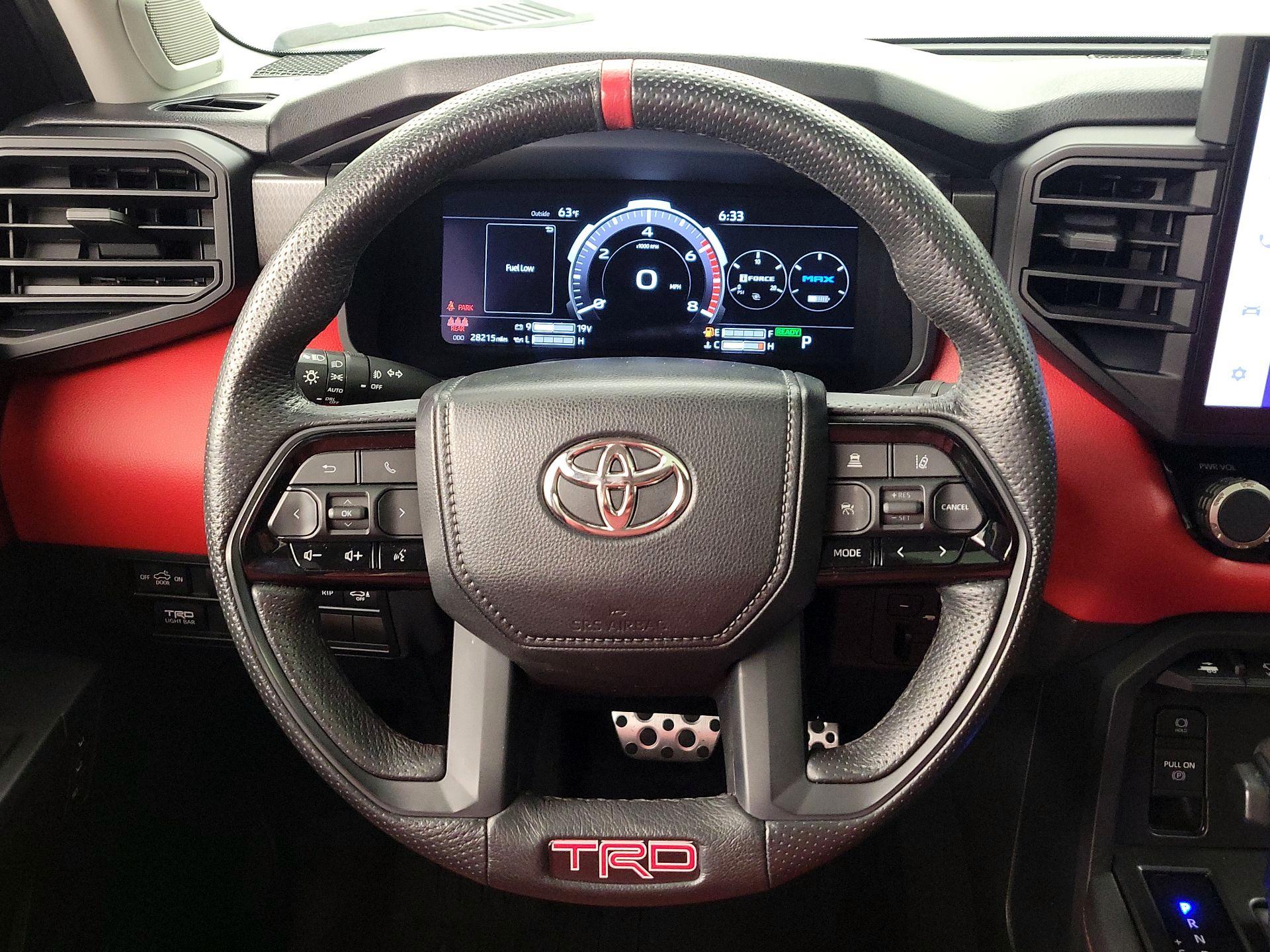 Thumbnail: 2022 Toyota Tundra - 10