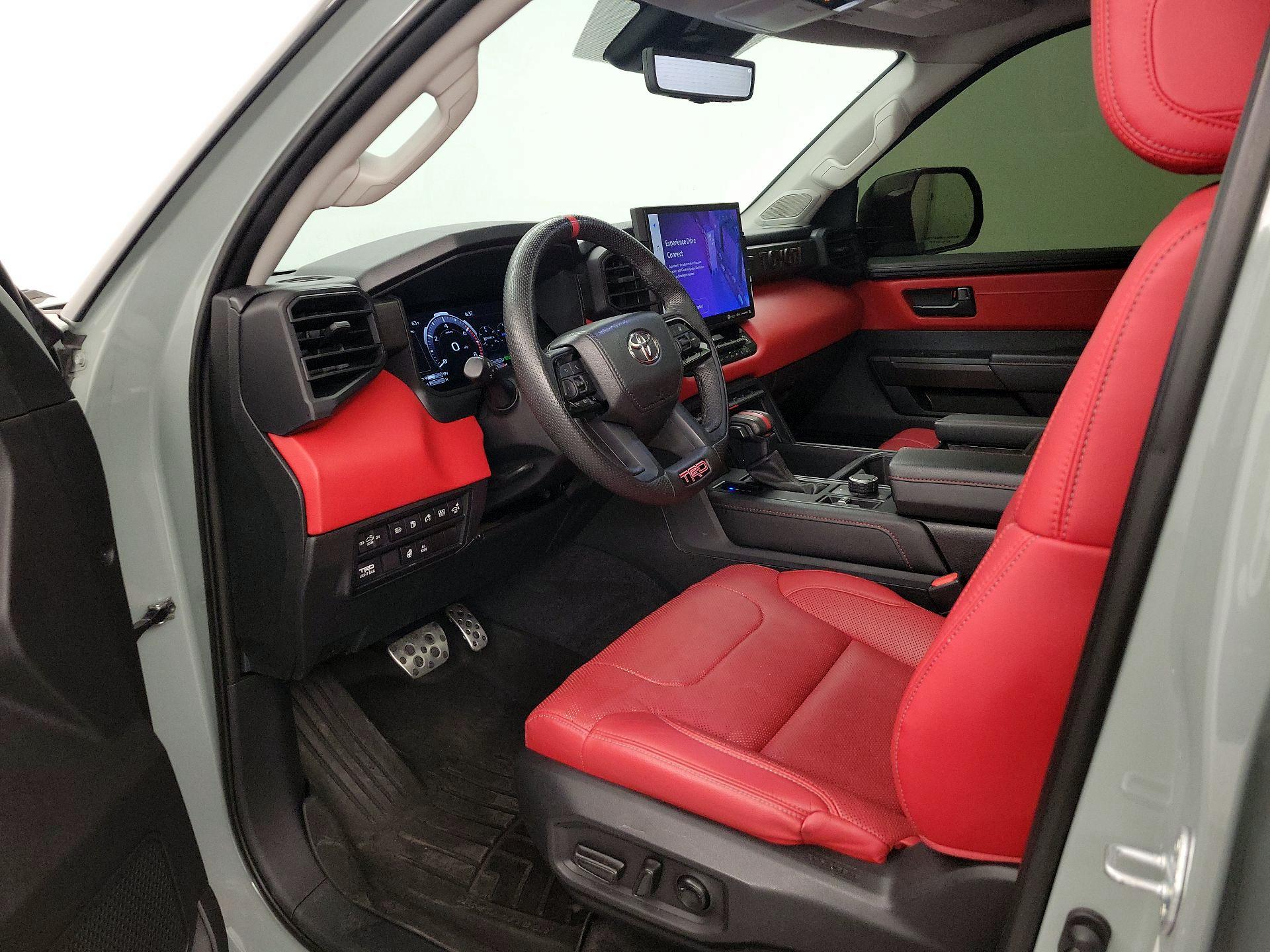 Thumbnail: 2022 Toyota Tundra - 11