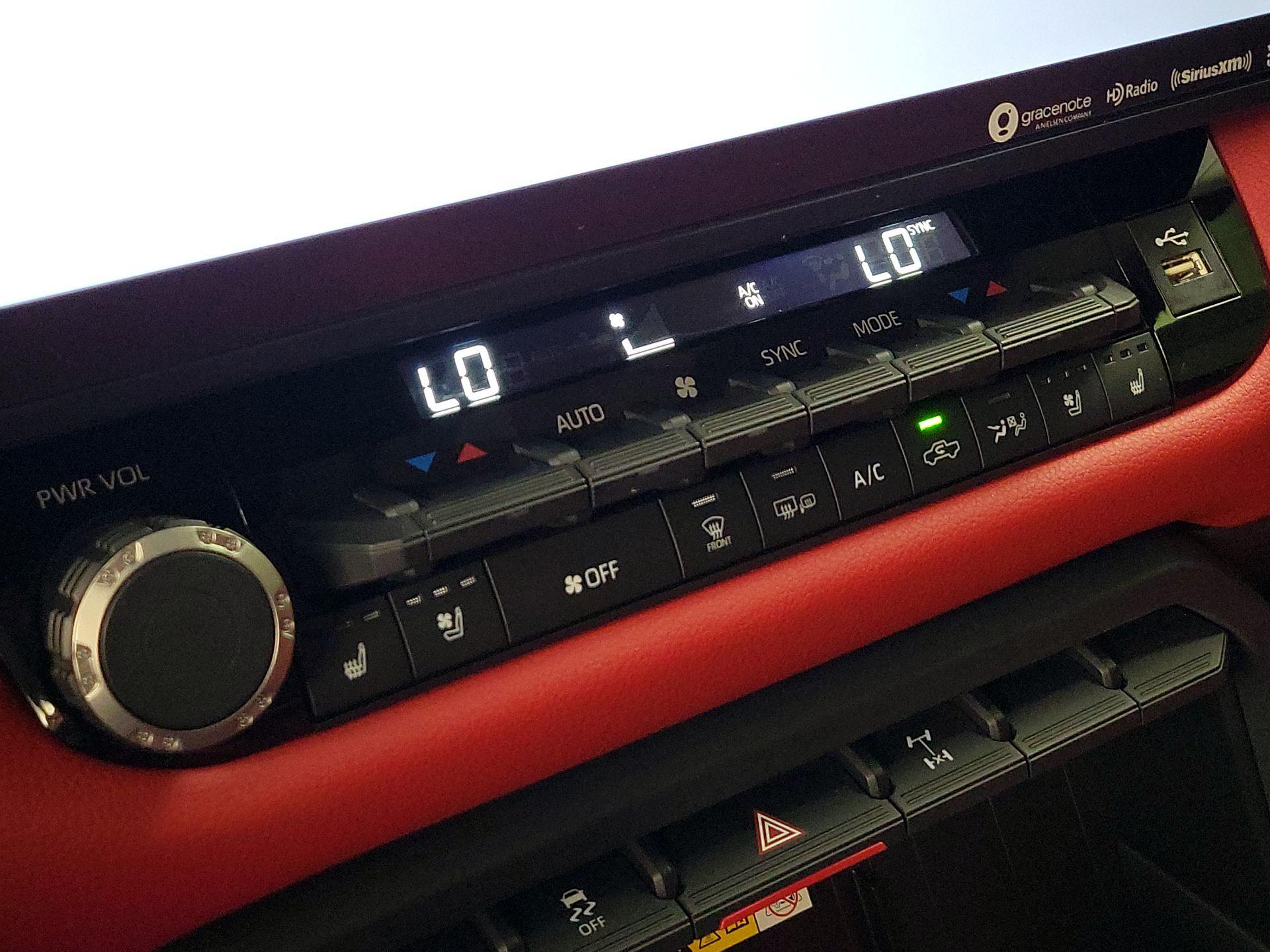 Thumbnail: 2022 Toyota Tundra - 16