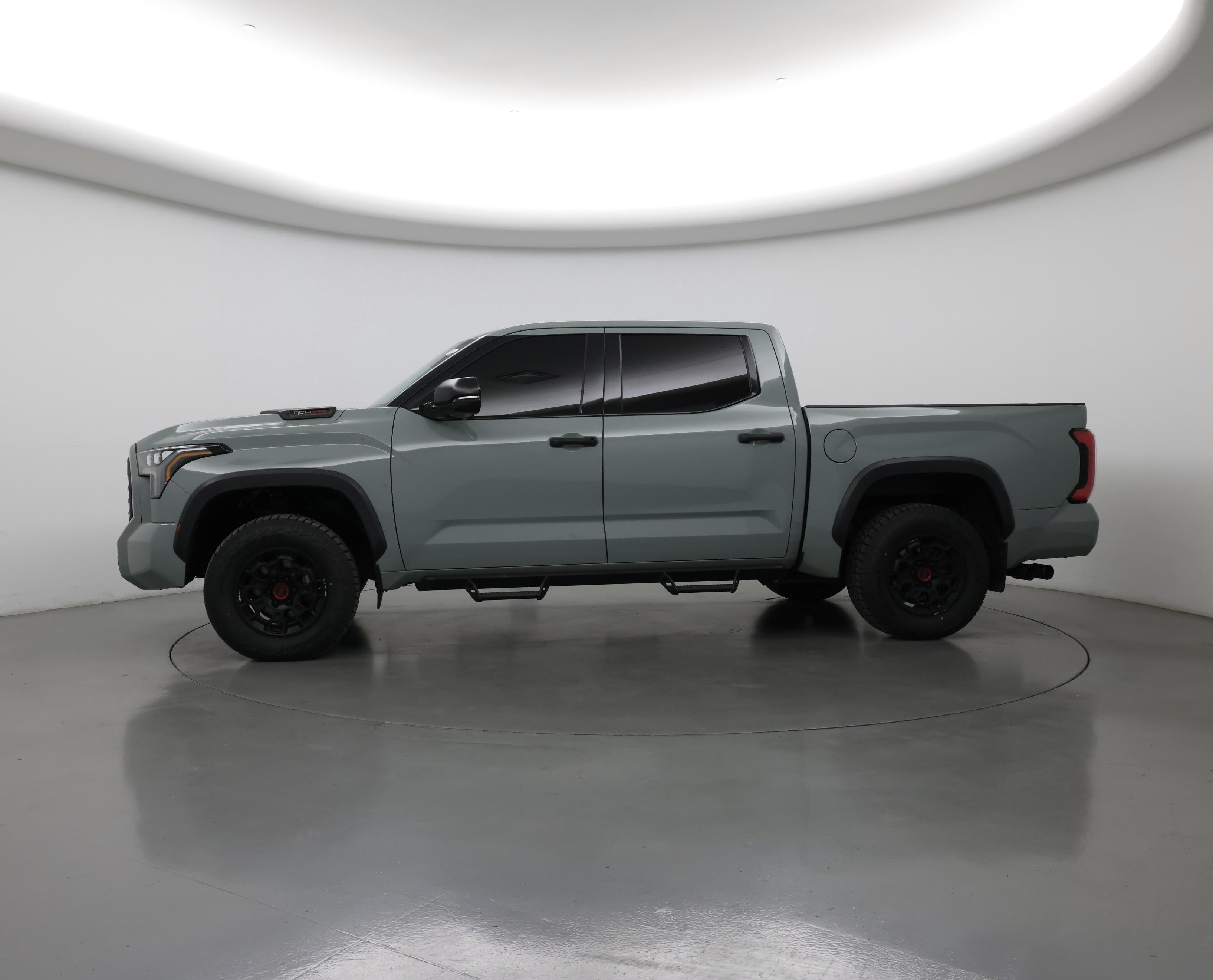 Thumbnail: 2022 Toyota Tundra - 3