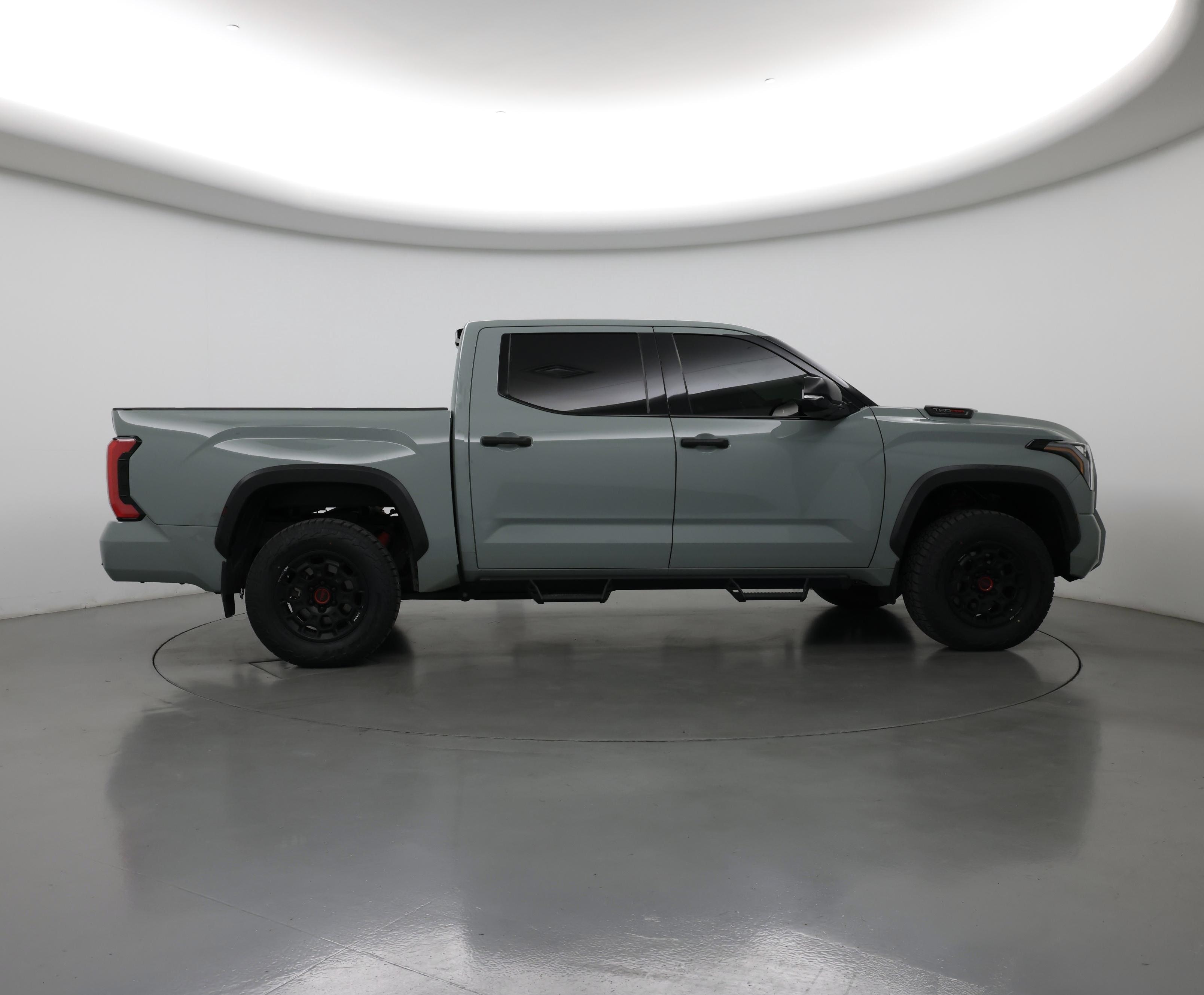 Thumbnail: 2022 Toyota Tundra - 7