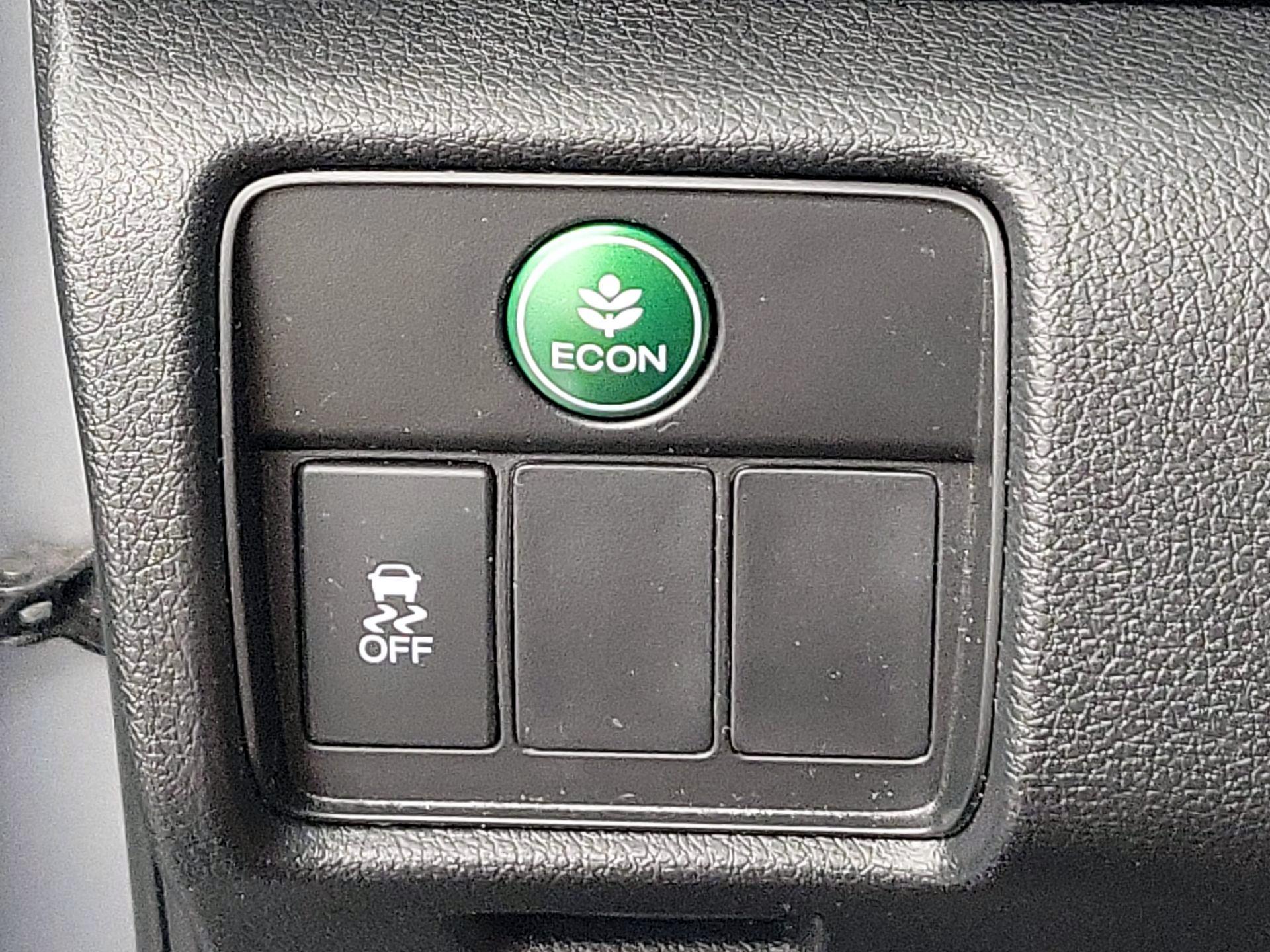 Thumbnail: 2016 Honda Accord - 13