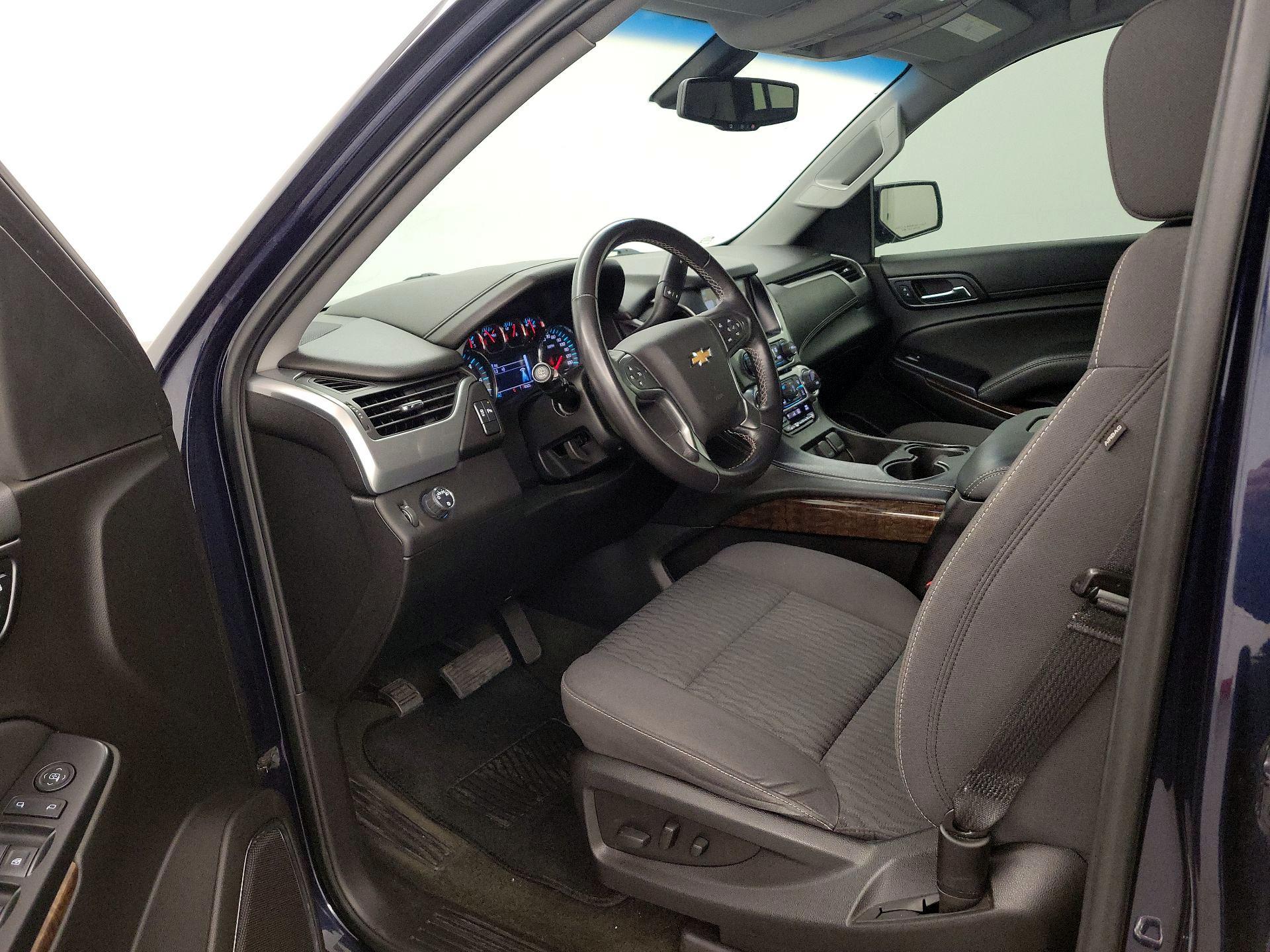 Thumbnail: 2018 Chevrolet Tahoe - 11