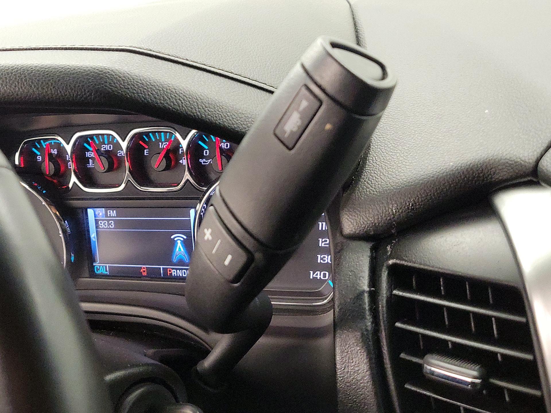 Thumbnail: 2018 Chevrolet Tahoe - 17