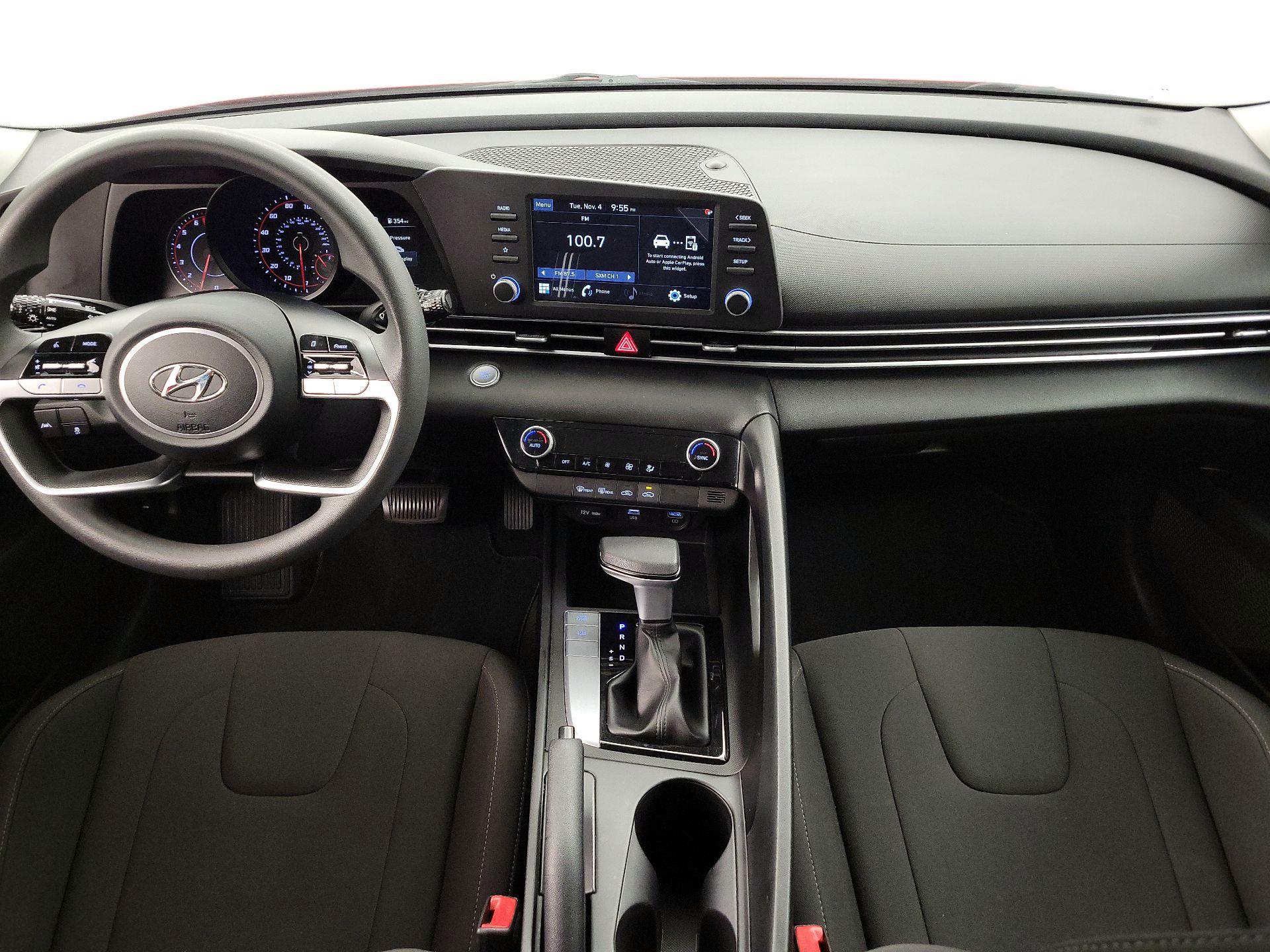 Thumbnail: 2022 Hyundai Elantra - 9