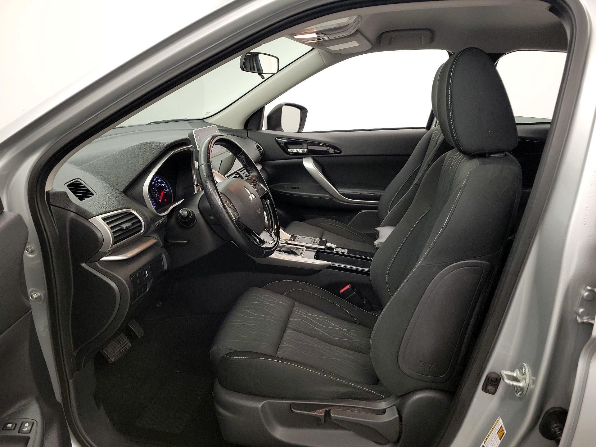 Thumbnail: 2018 Mitsubishi Eclipse Cross - 11