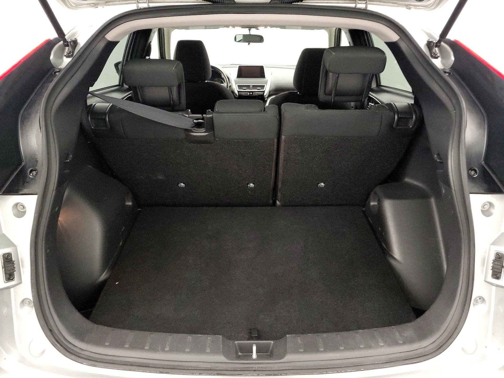 Thumbnail: 2018 Mitsubishi Eclipse Cross - 19