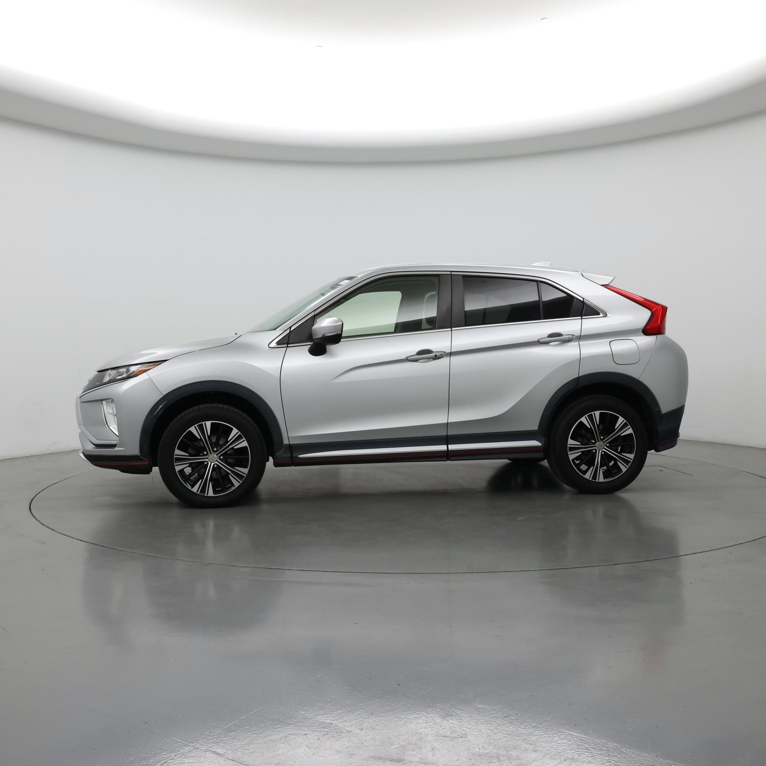 Thumbnail: 2018 Mitsubishi Eclipse Cross - 3
