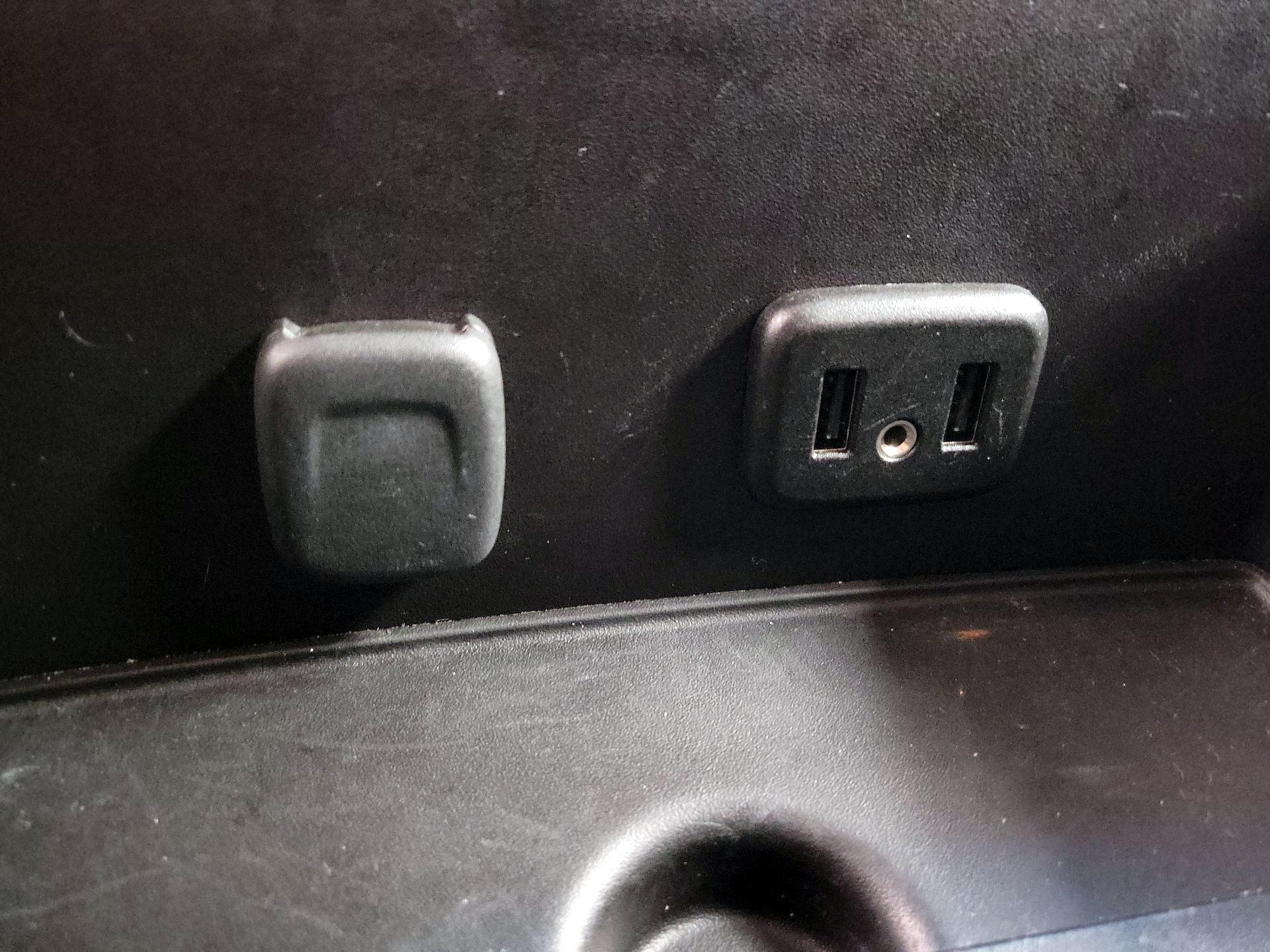 Thumbnail: 2016 Chevrolet Silverado 1500 - 18