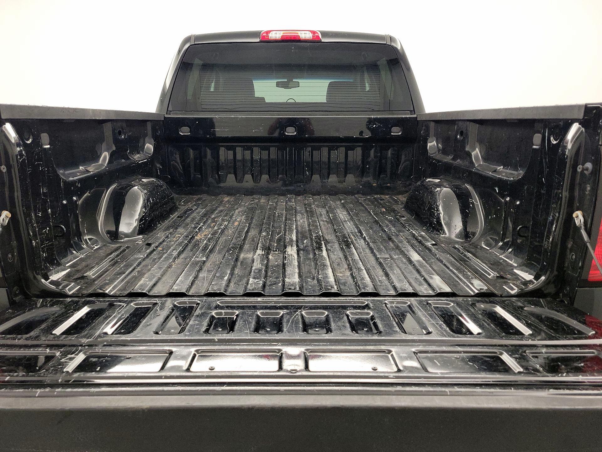 Thumbnail: 2016 Chevrolet Silverado 1500 - 20