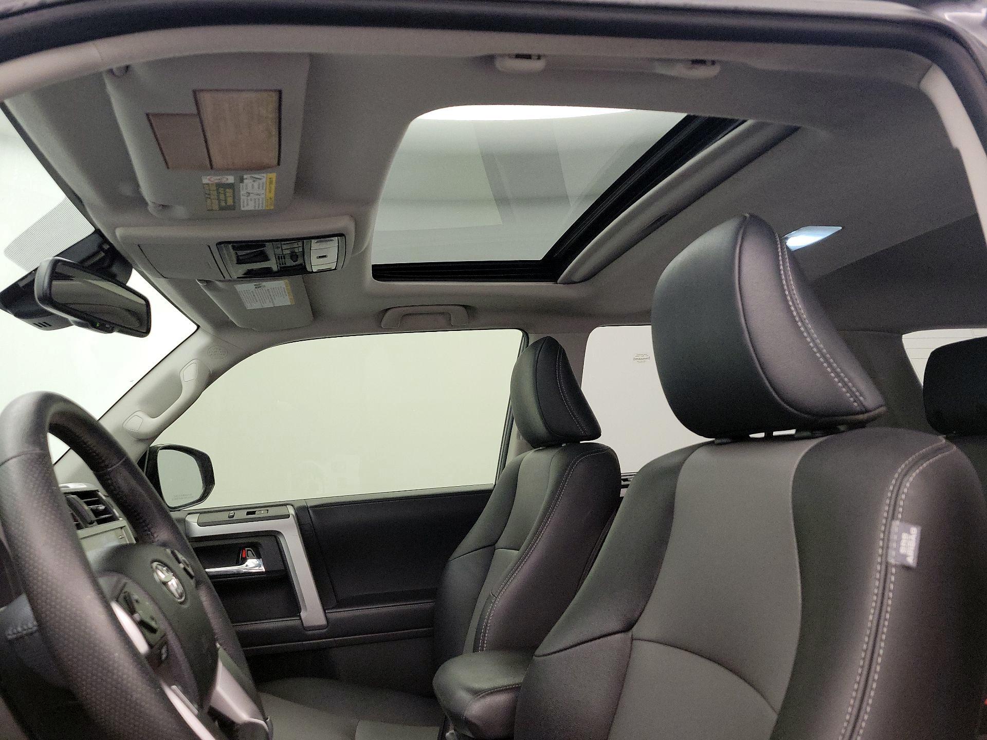 Thumbnail: 2020 Toyota 4Runner - 20